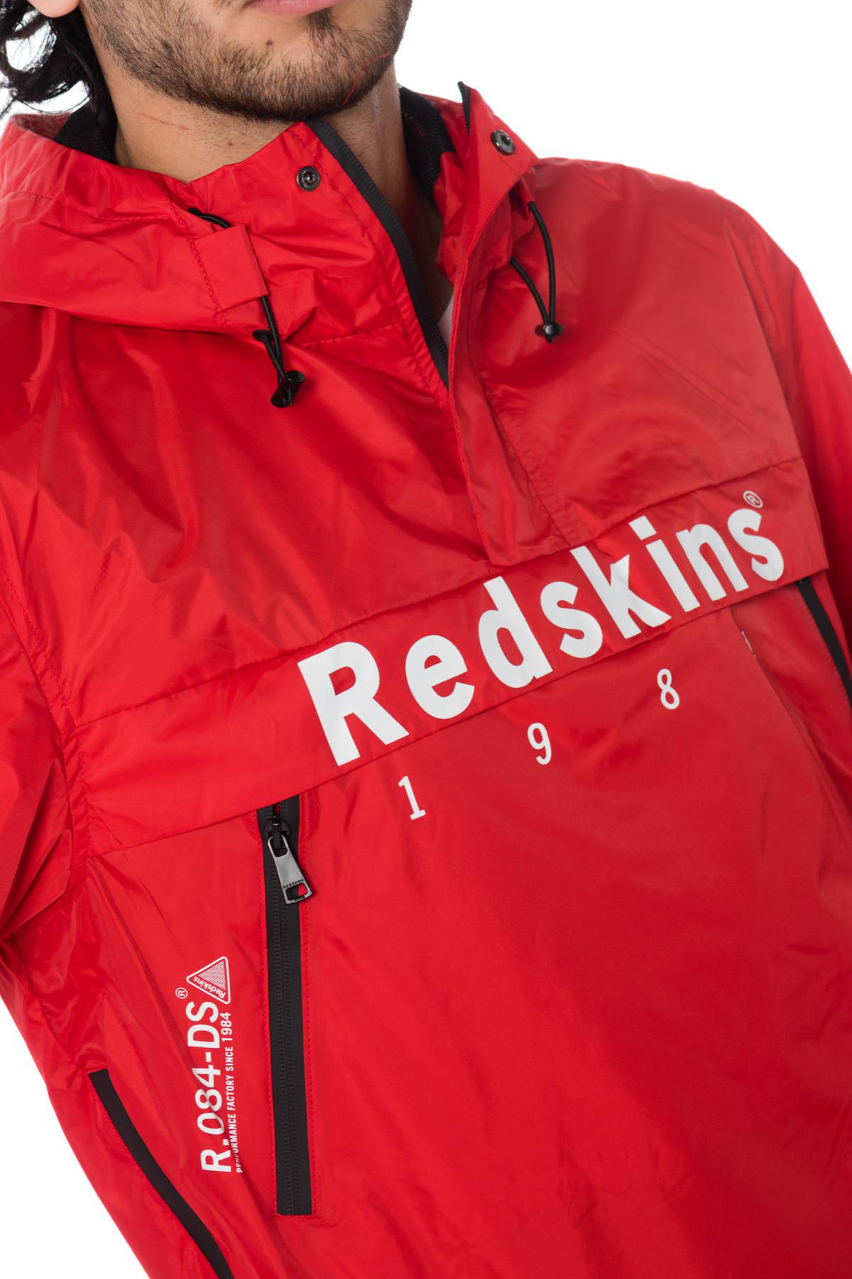 Red windbreaker with hood - Image n°5