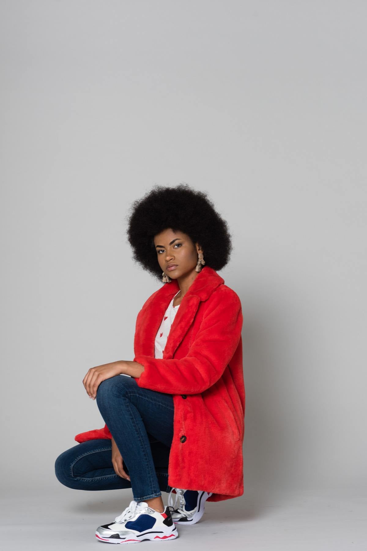 Red faux fur coat - Image n°2