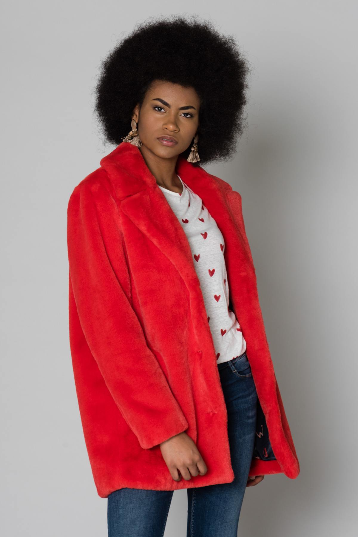 Red faux fur coat - Image n°5