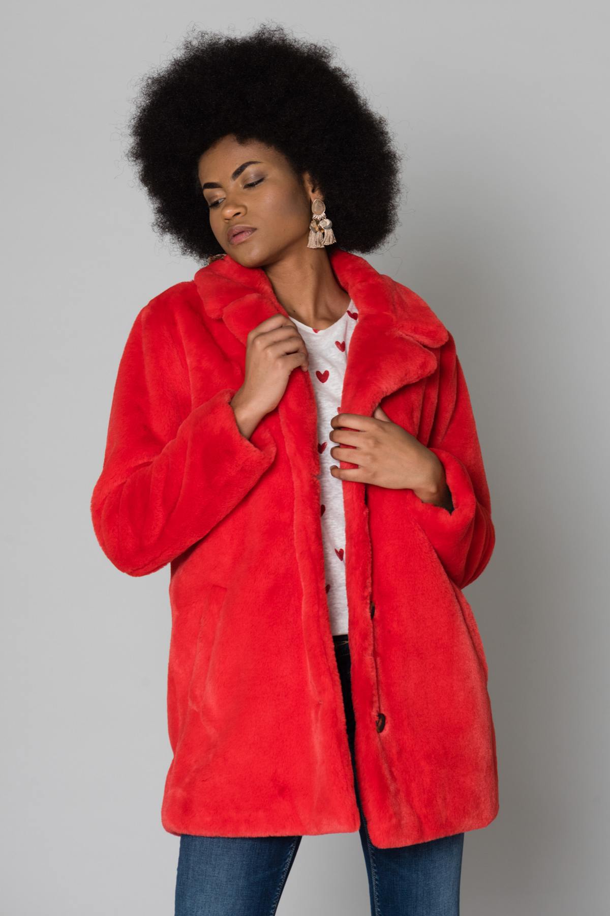 Red faux fur coat - Image n°3