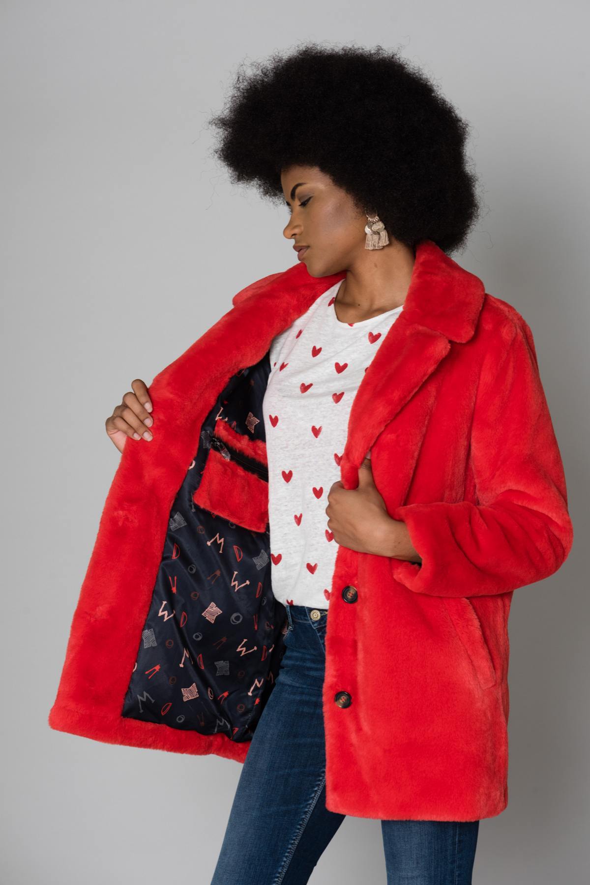 Red faux fur coat - Image n°6