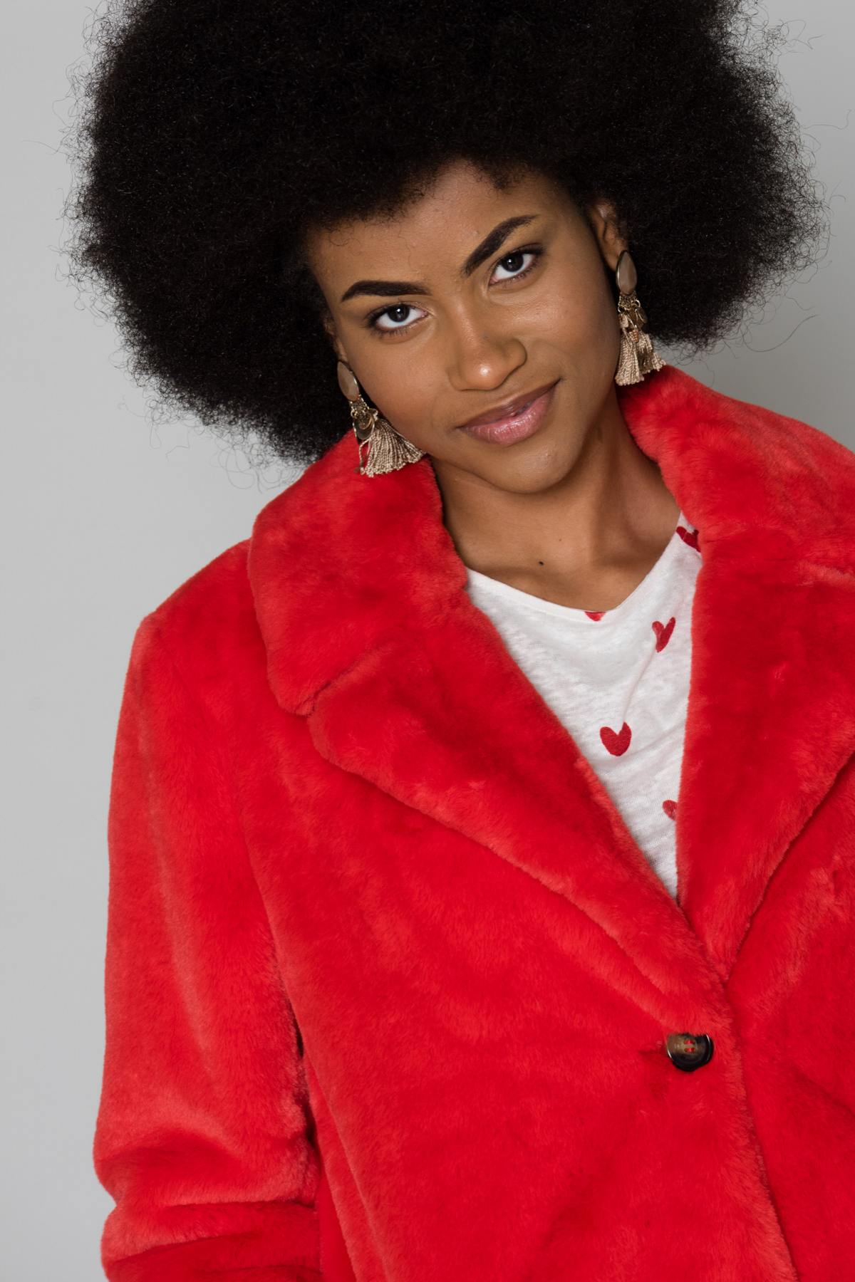 Red faux fur coat - Image n°9