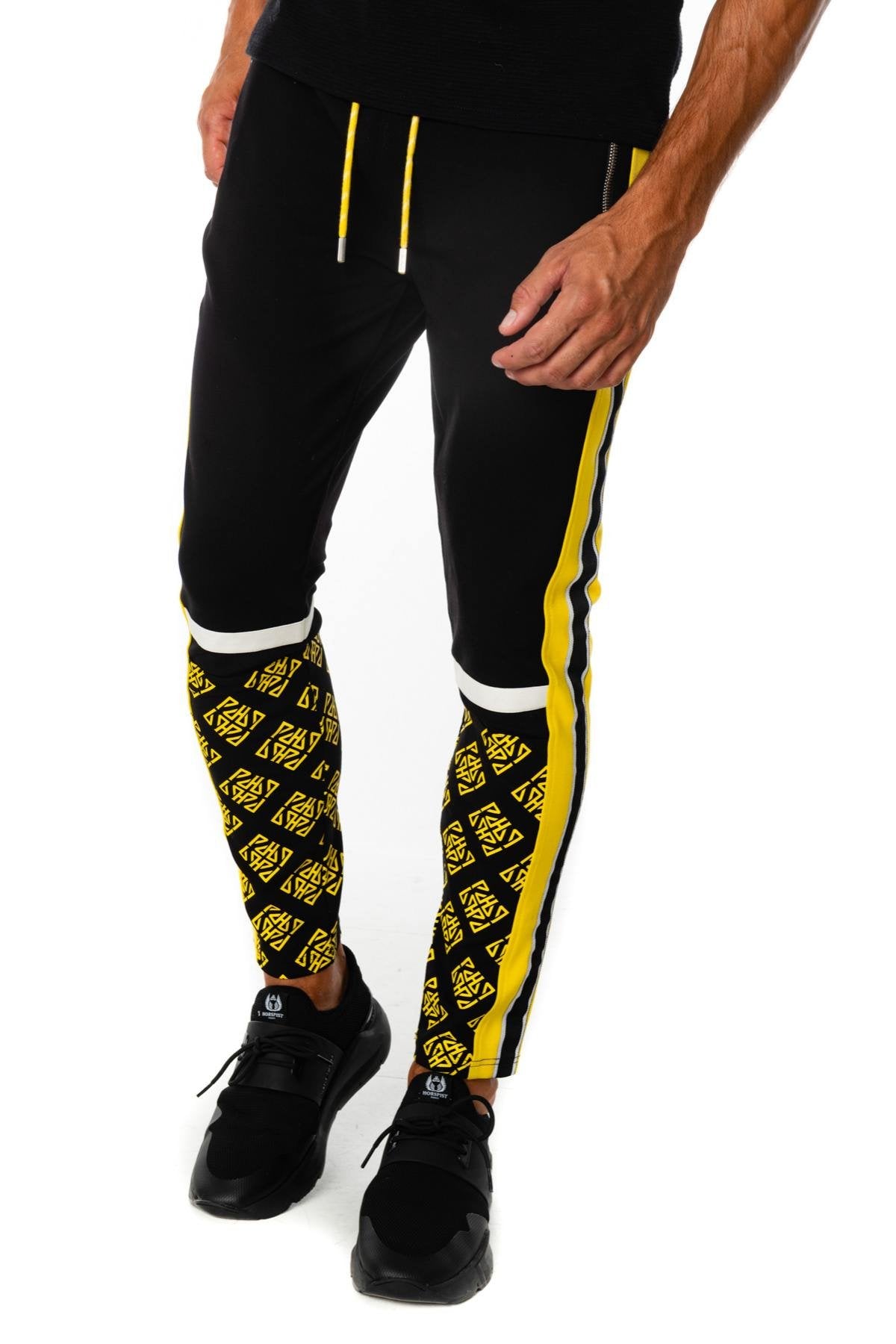 Black and yellow jogging pants - Image n°1