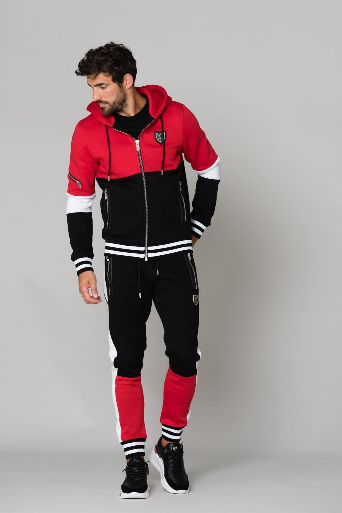  Black and red tracksuit - Image n°4