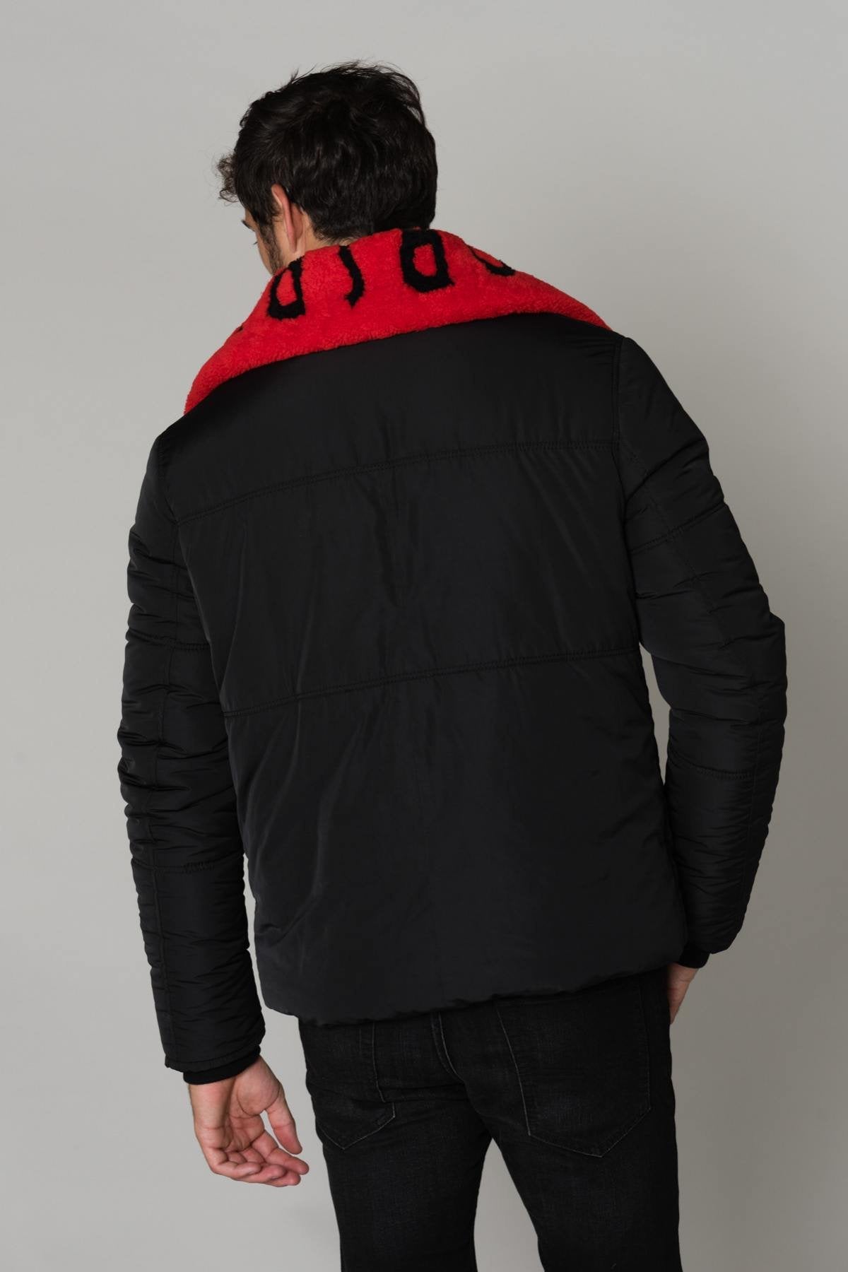 Black jacket with red collar - Image n°6