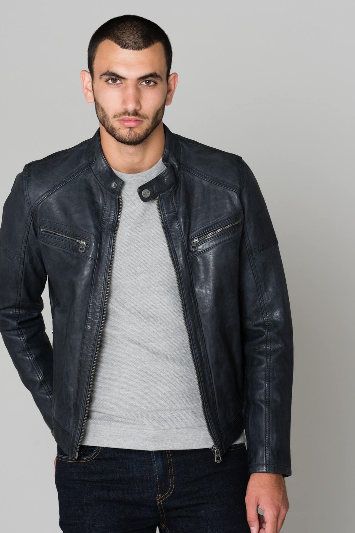  Round-neck leather jacket - Image n°1