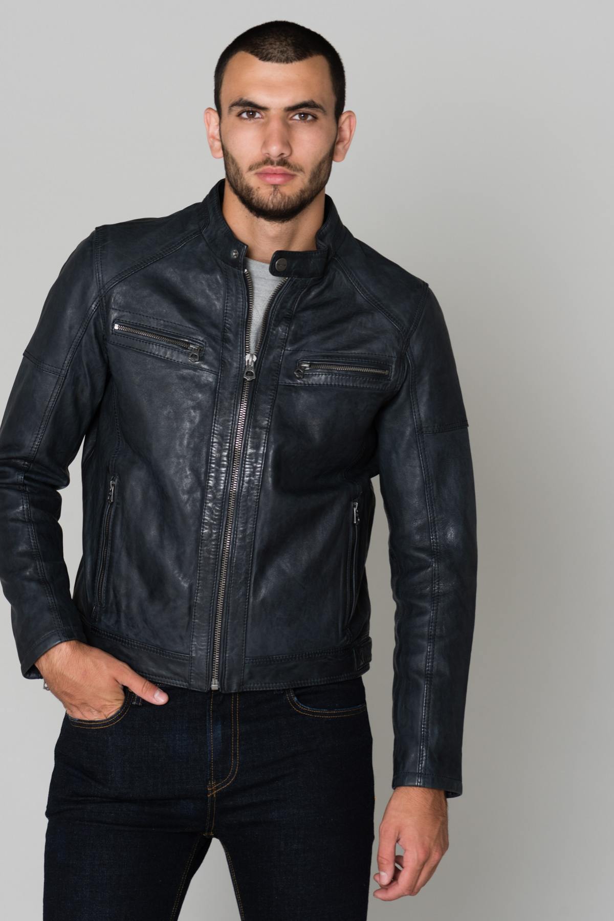  Round-neck leather jacket - Image n°3