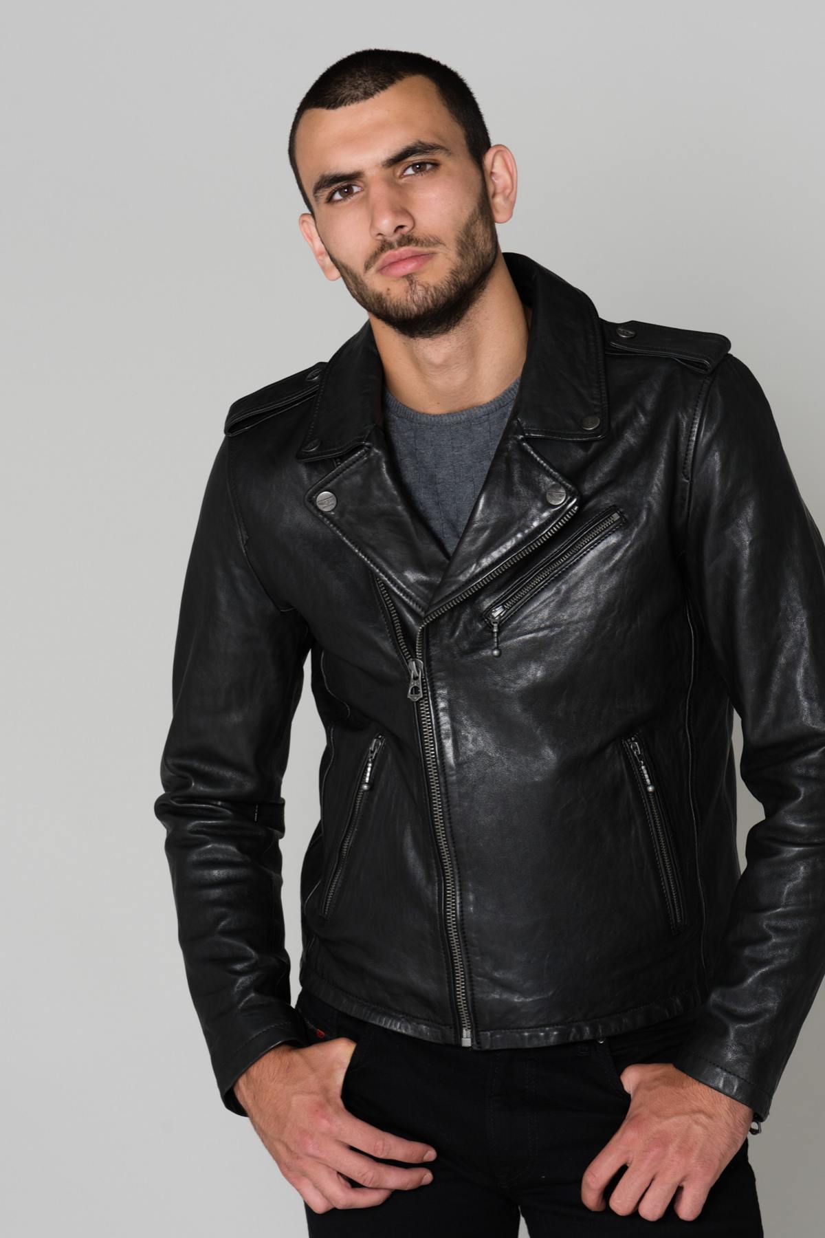 Black lambskin perfecto - Image n°5