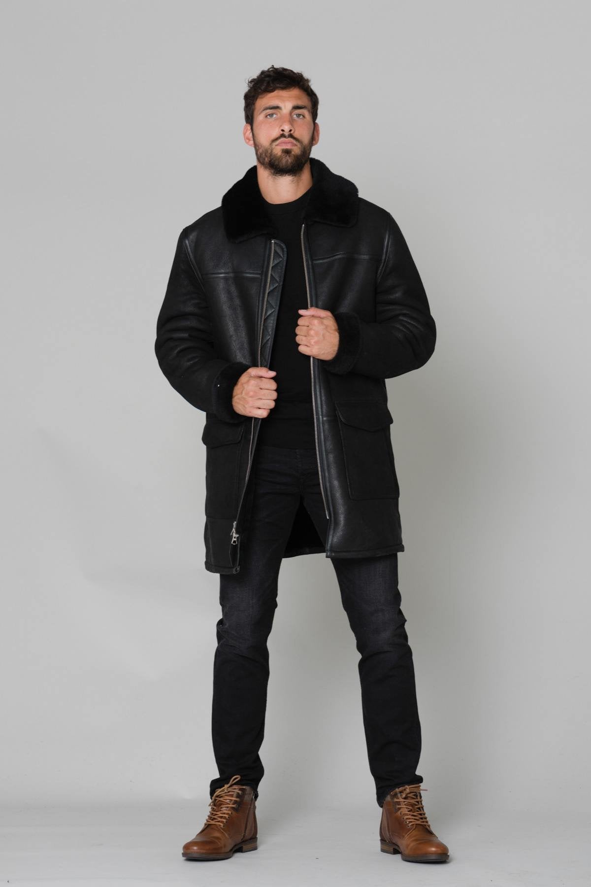 Men's mid-length black jacket - Image n°2