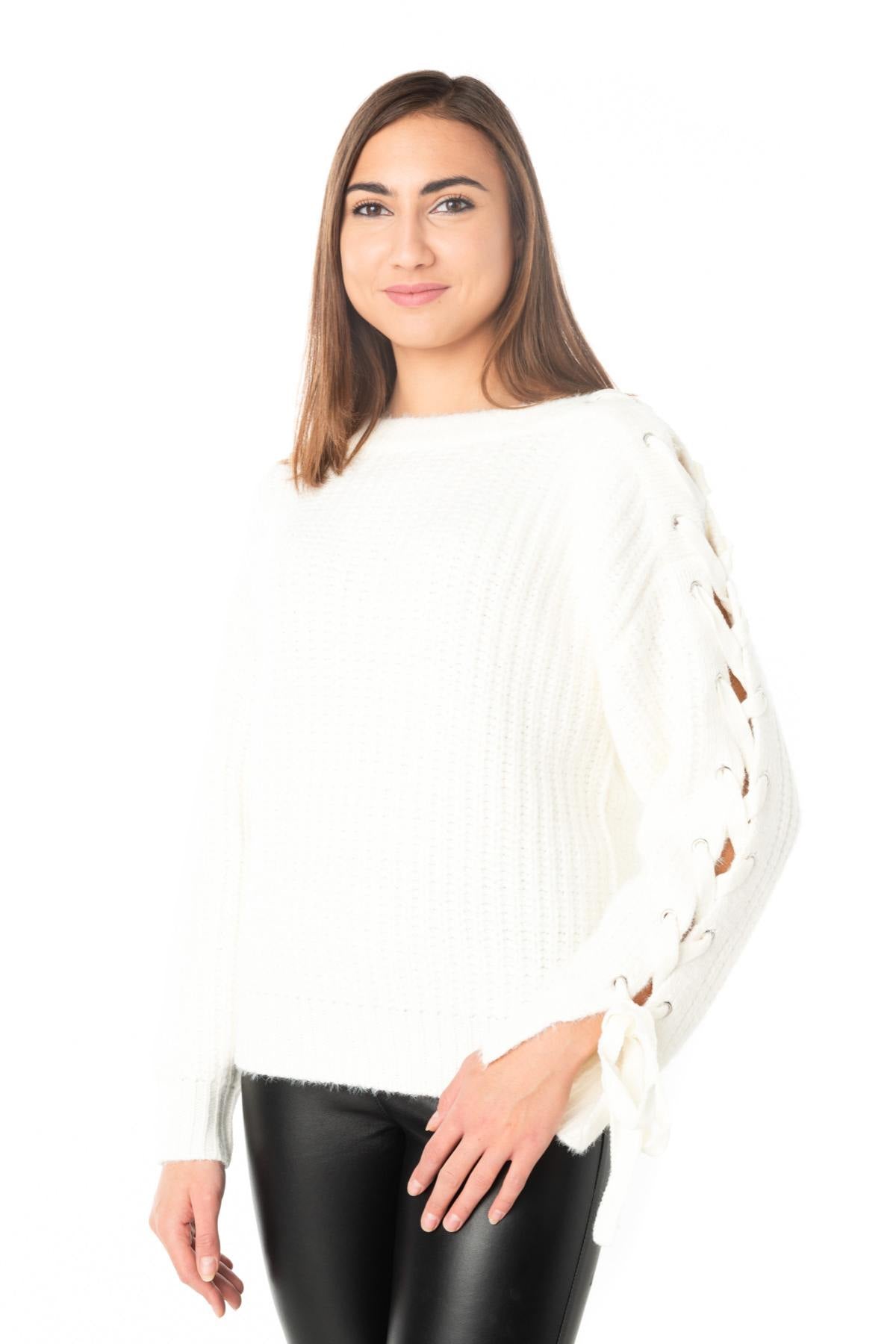 Sweater with lacing on shoulder and sleeve - Image n°1