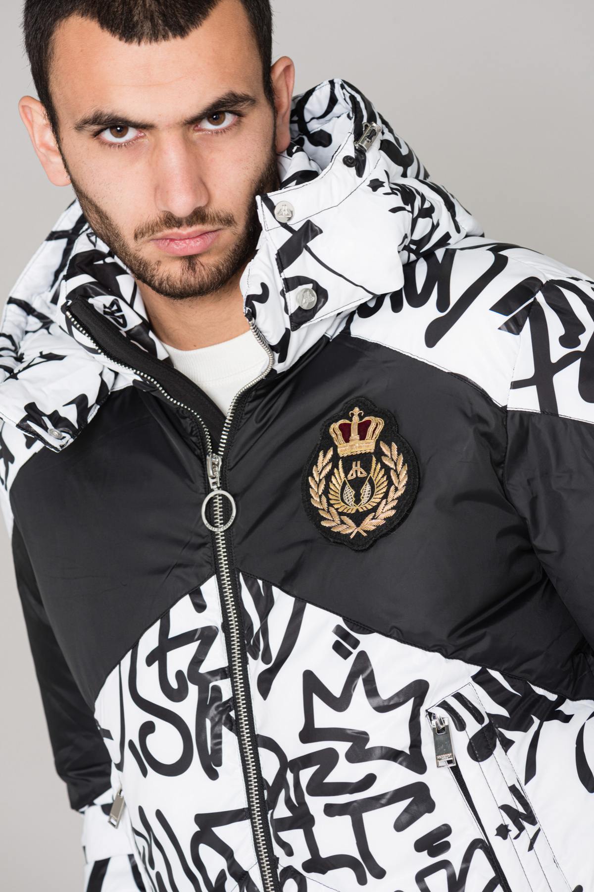 White and black polyester down jacket - Image n°5