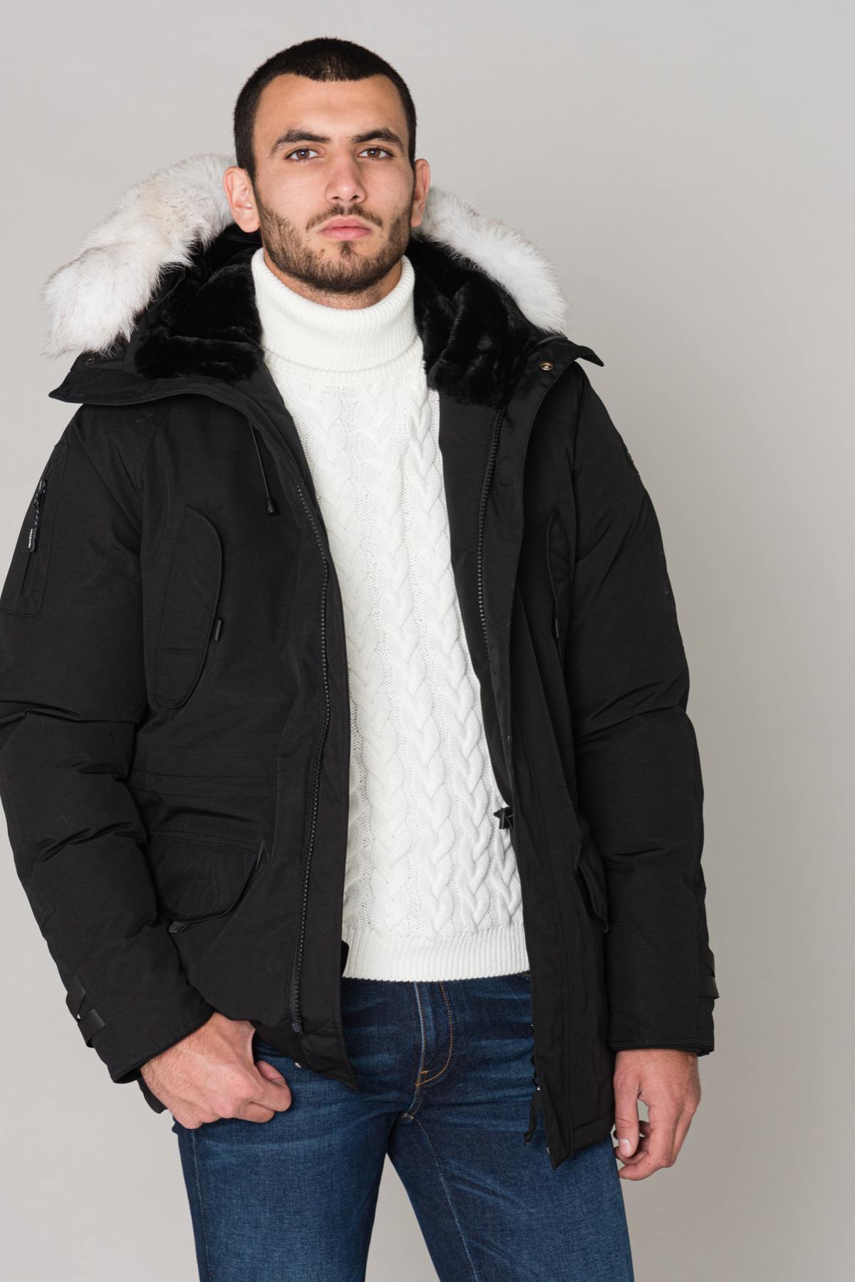 Men's black parka with white fur - Image n°3