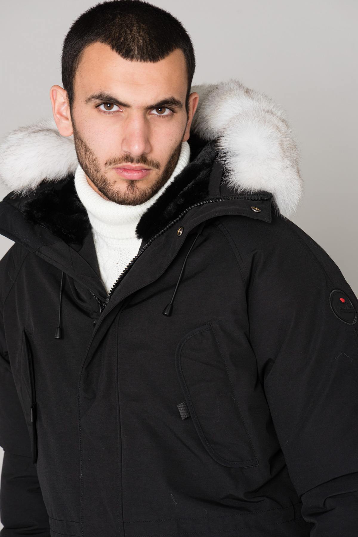 Men's black parka with white fur - Image n°5