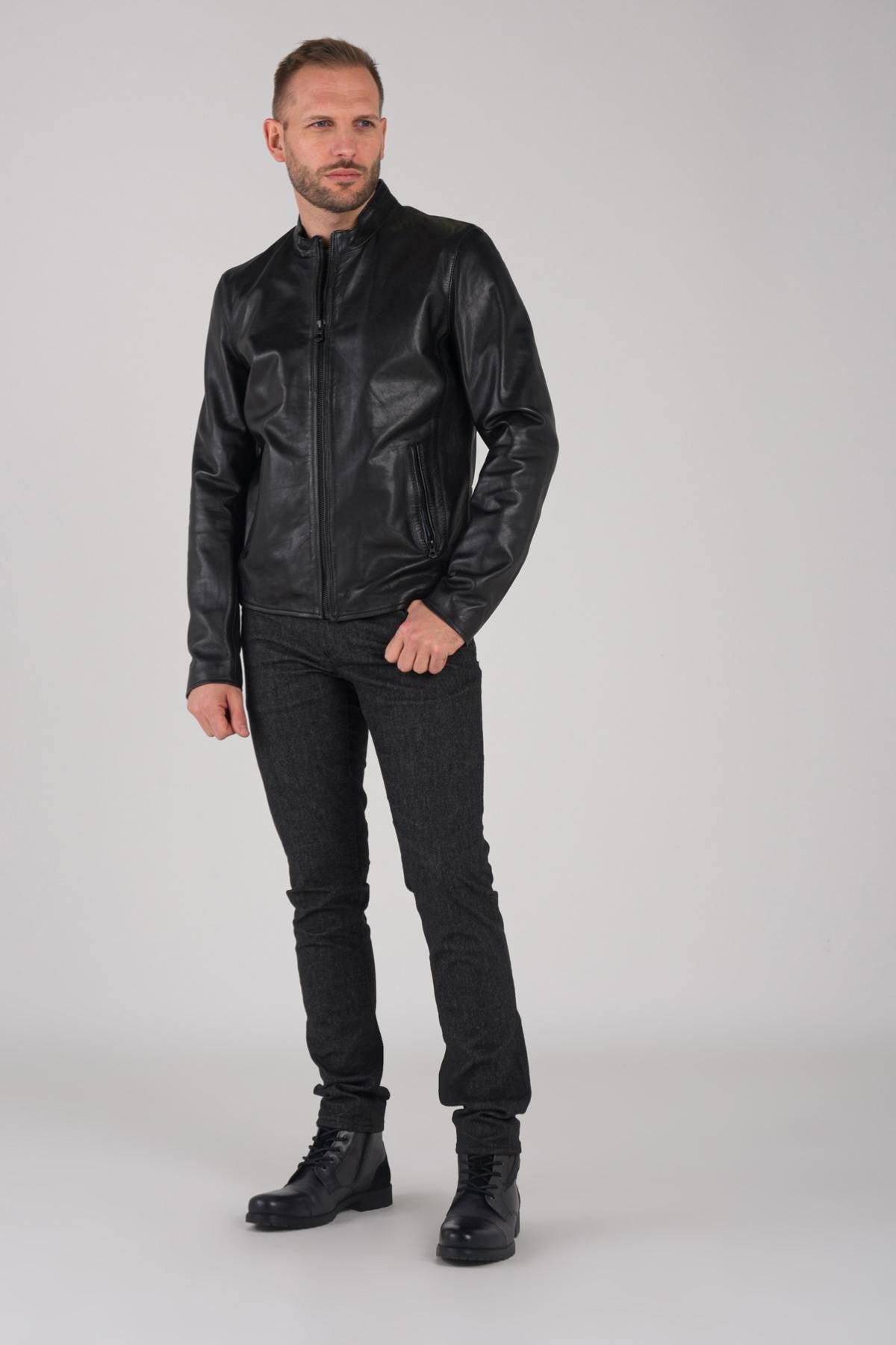 Men's black leather jacket - Image n°2