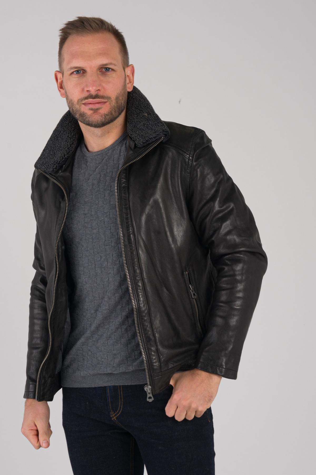 Men's sheepskin leather jacket - Image n°4