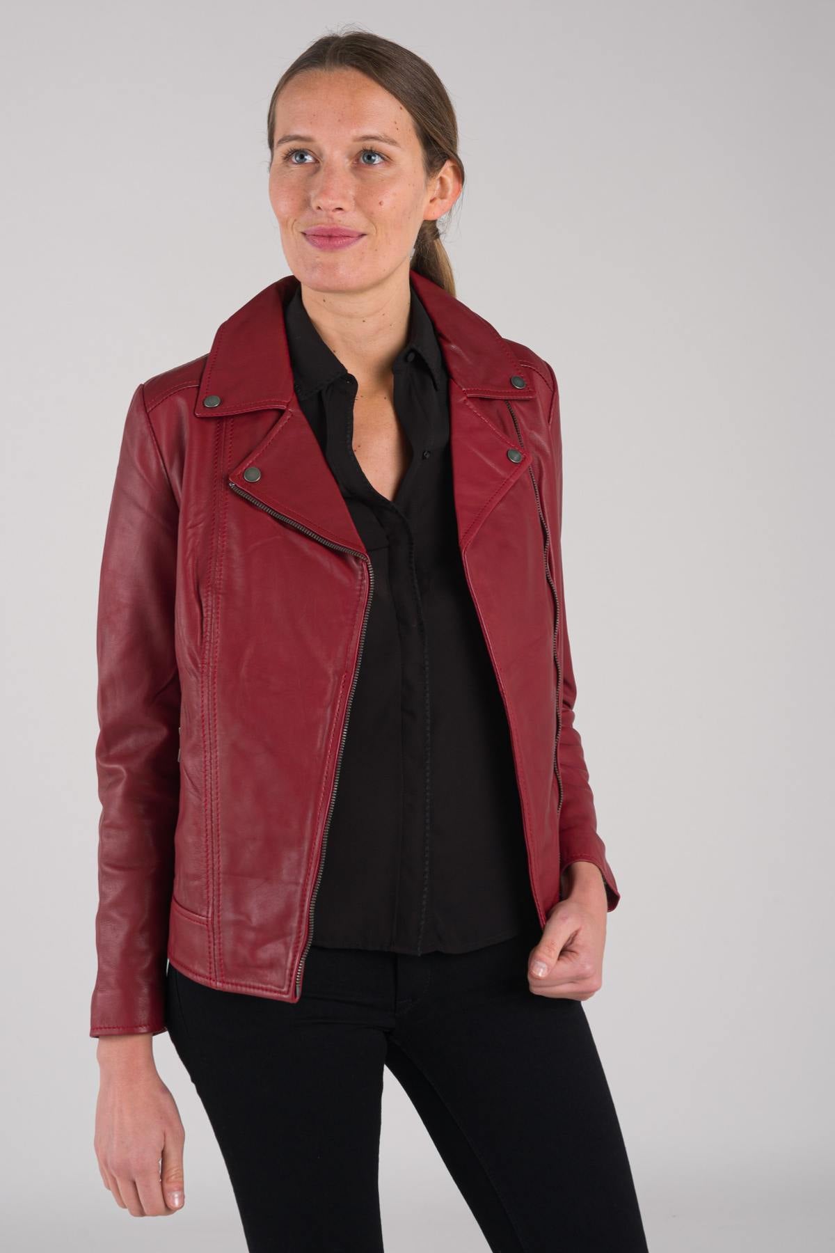 Large size red Biker Jacket for women - Image n°3