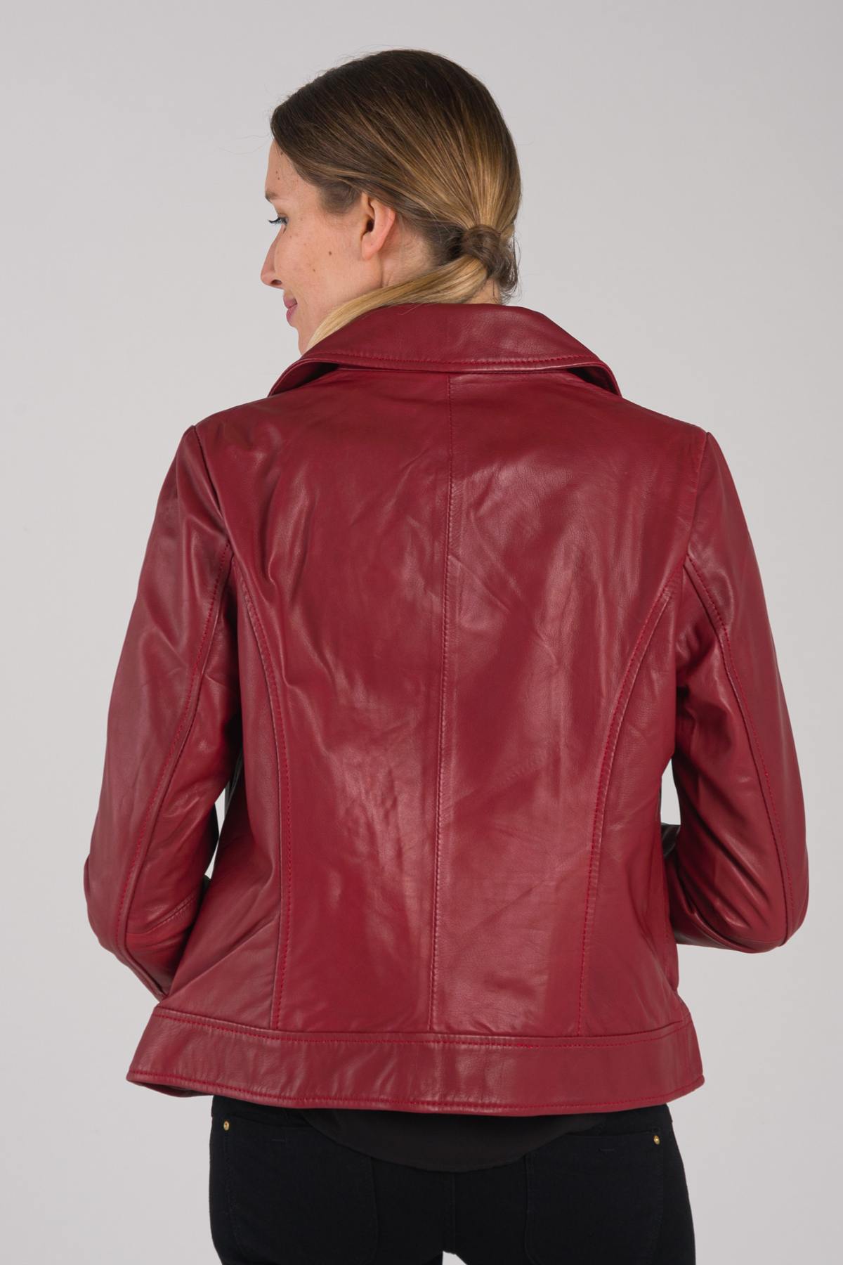 Large size red Biker Jacket for women - Image n°4