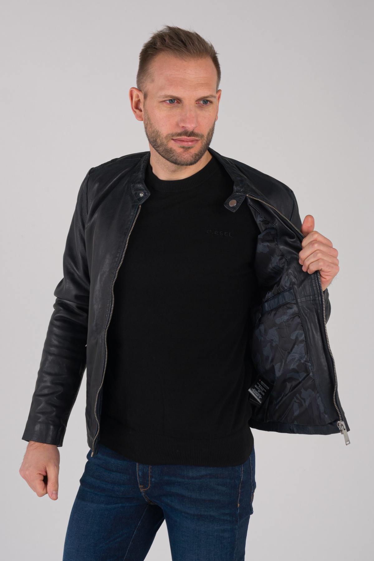 Men's blue leather jacket - Image n°4