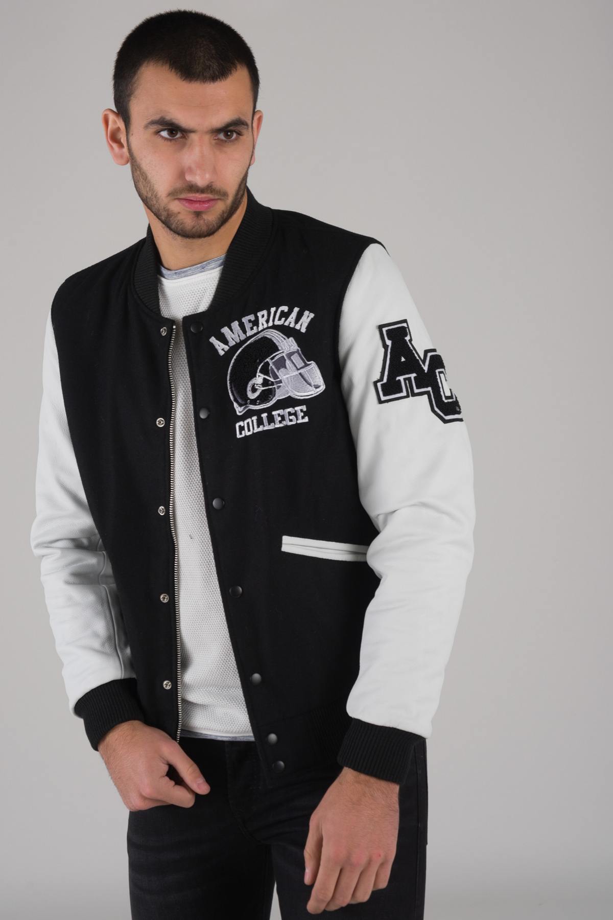 White and black teddy us jacket - Image n°1