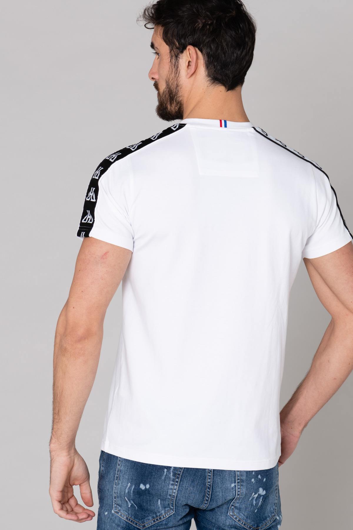 Close-fitting white t-shirt - Image n°4