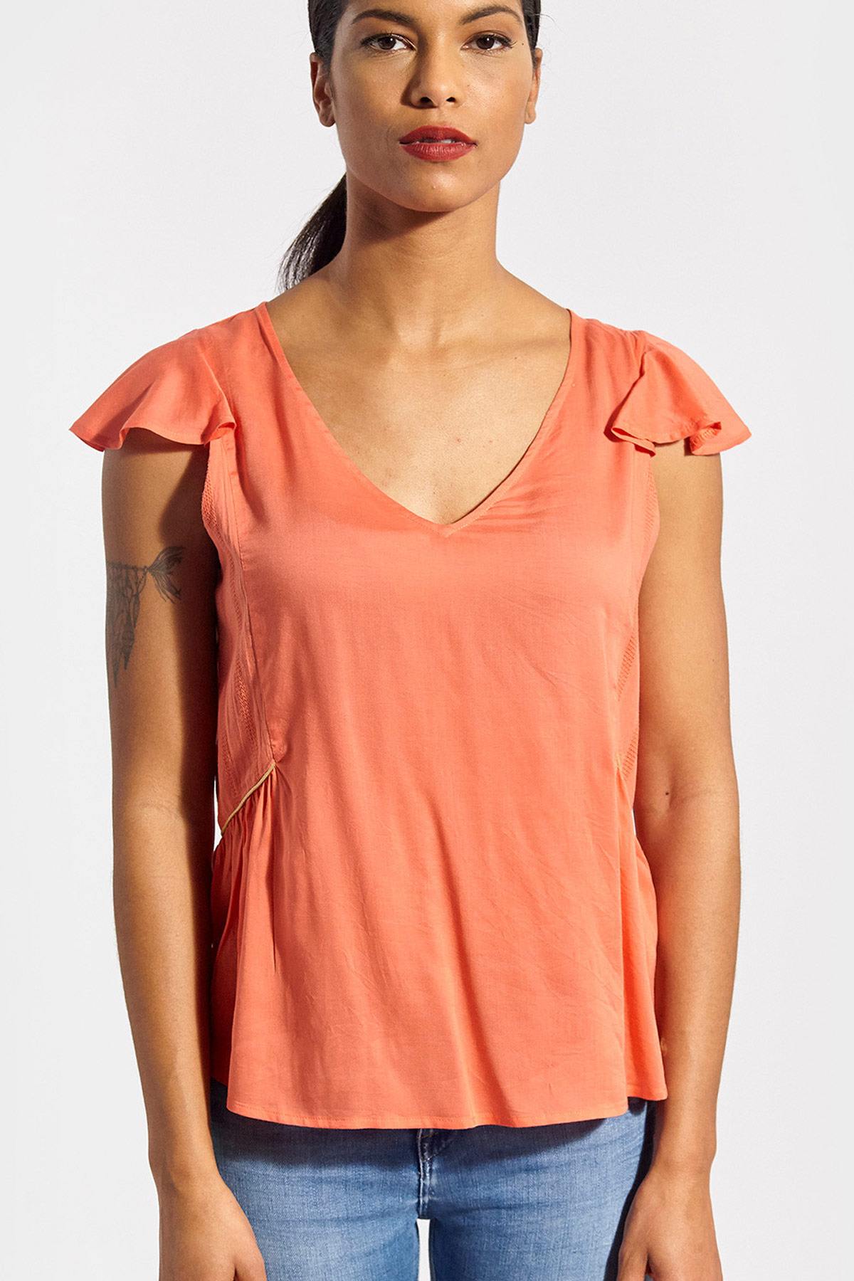 Orange loose fit V-neck T-shirt - Image n°1