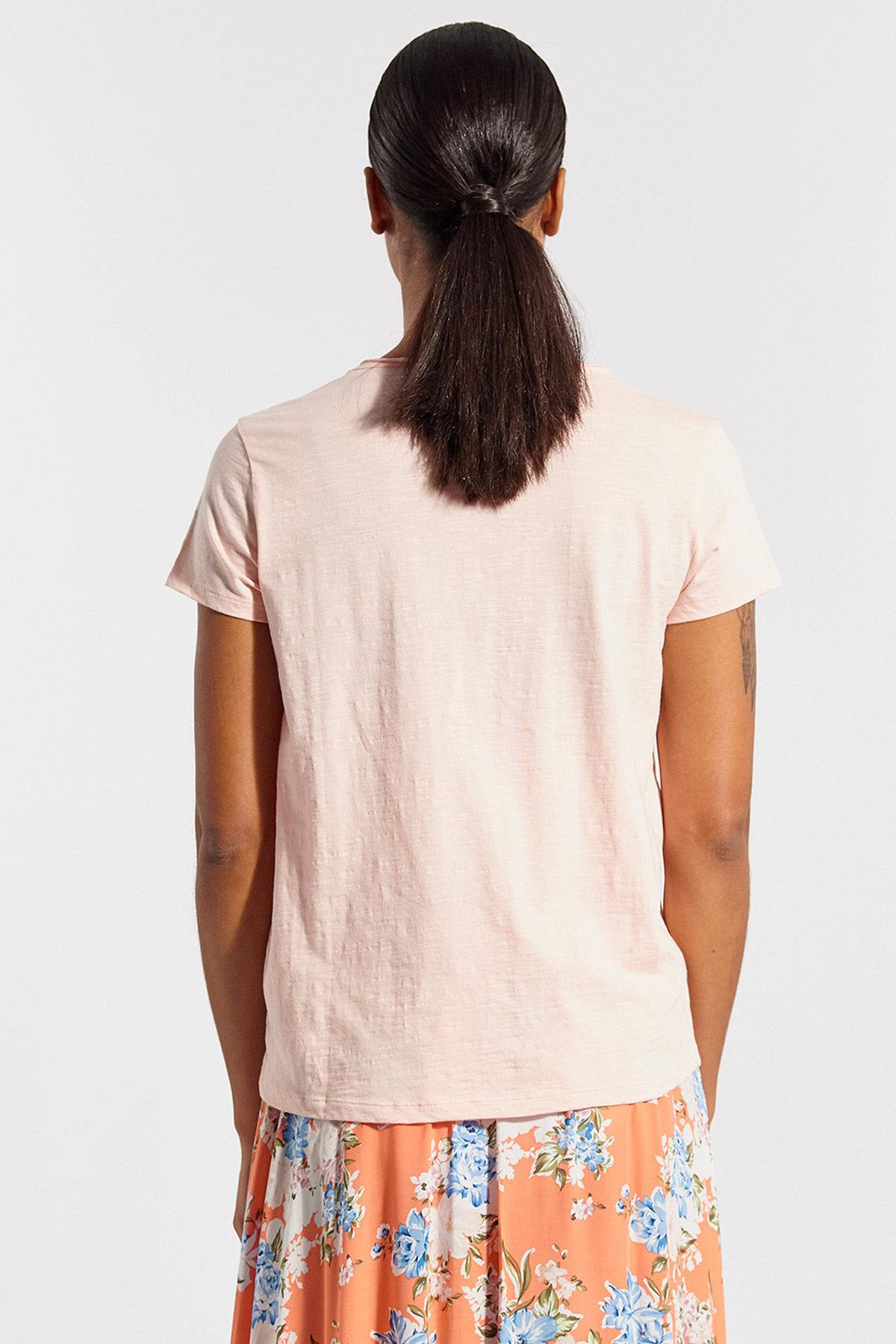 Women’s pale orange T-shirt - Image n°4