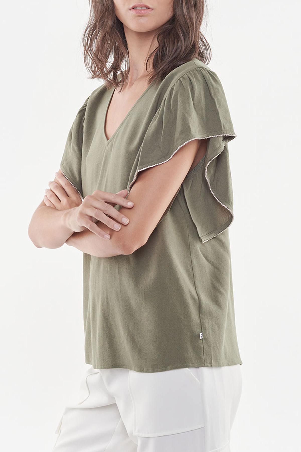 Loose top for women in khaki color - Image n°3