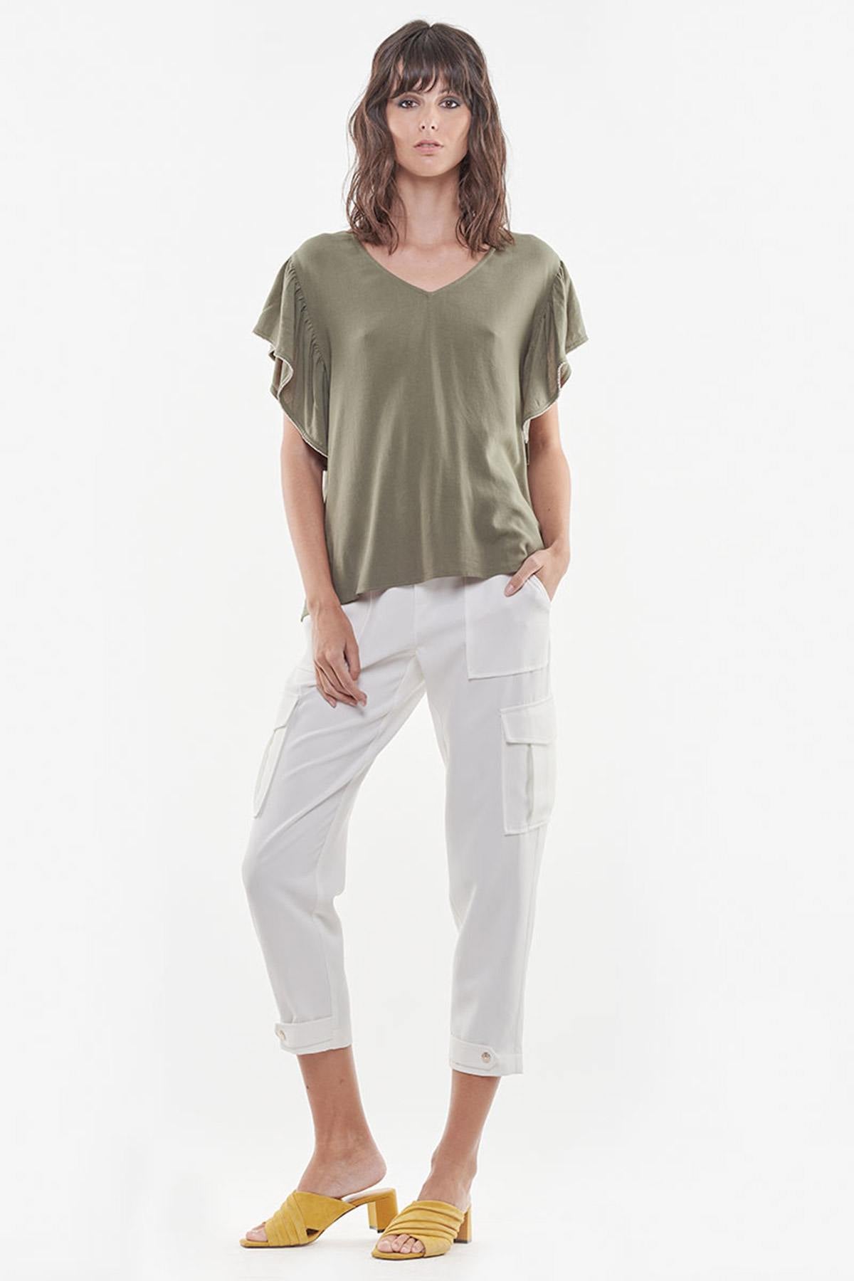 Loose top for women in khaki color - Image n°2