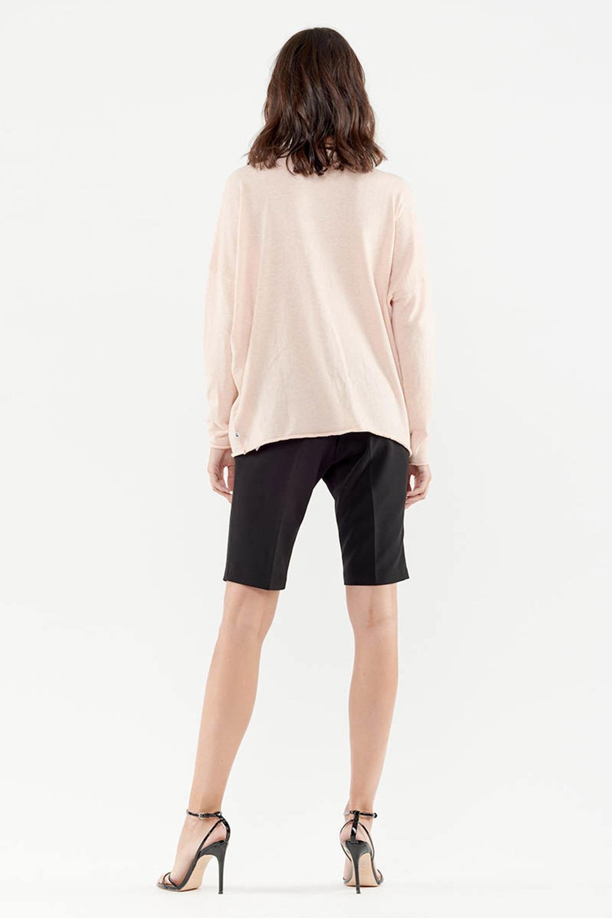 Women's loose V-neck sweater - Image n°4