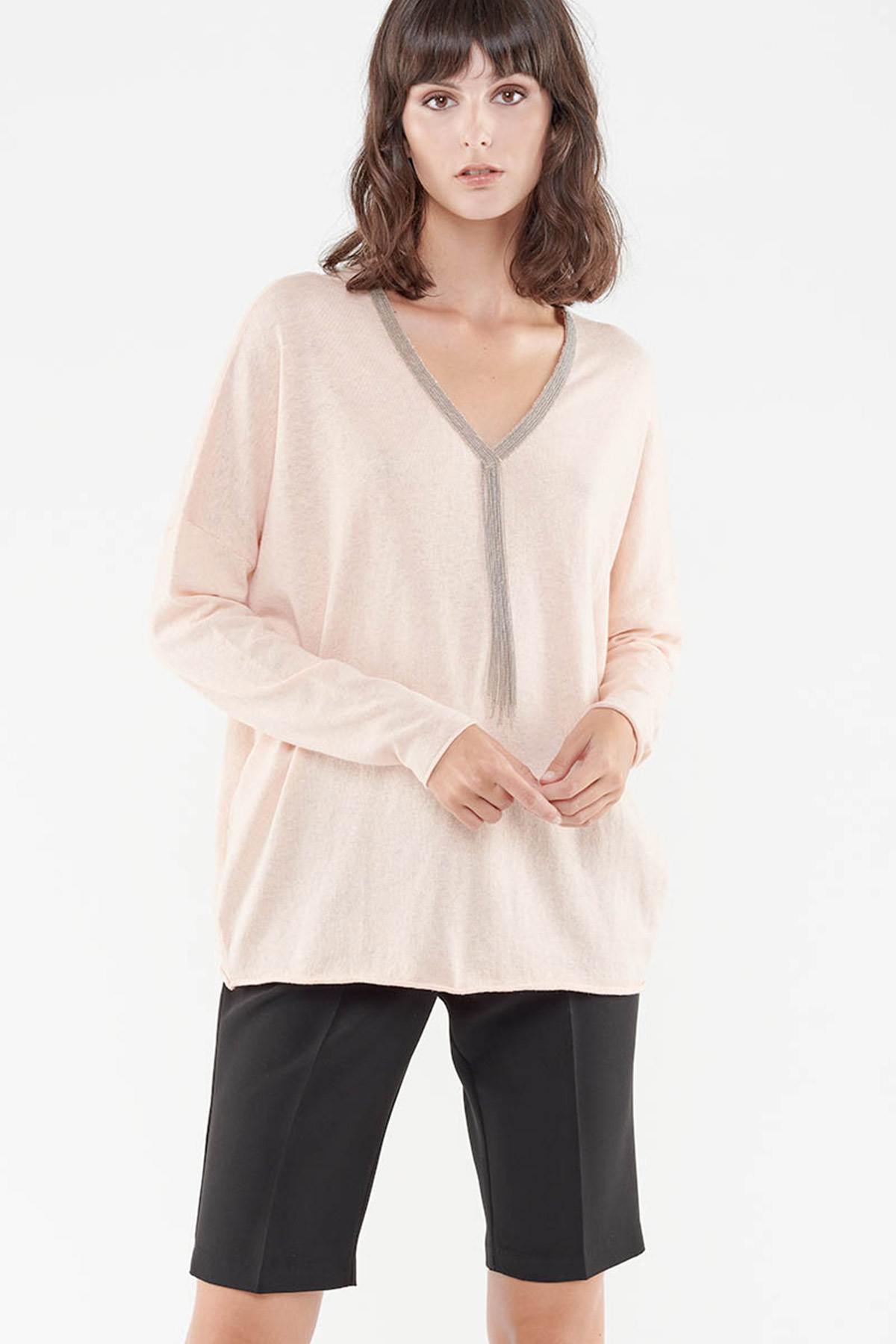 Women's loose V-neck sweater - Image n°1