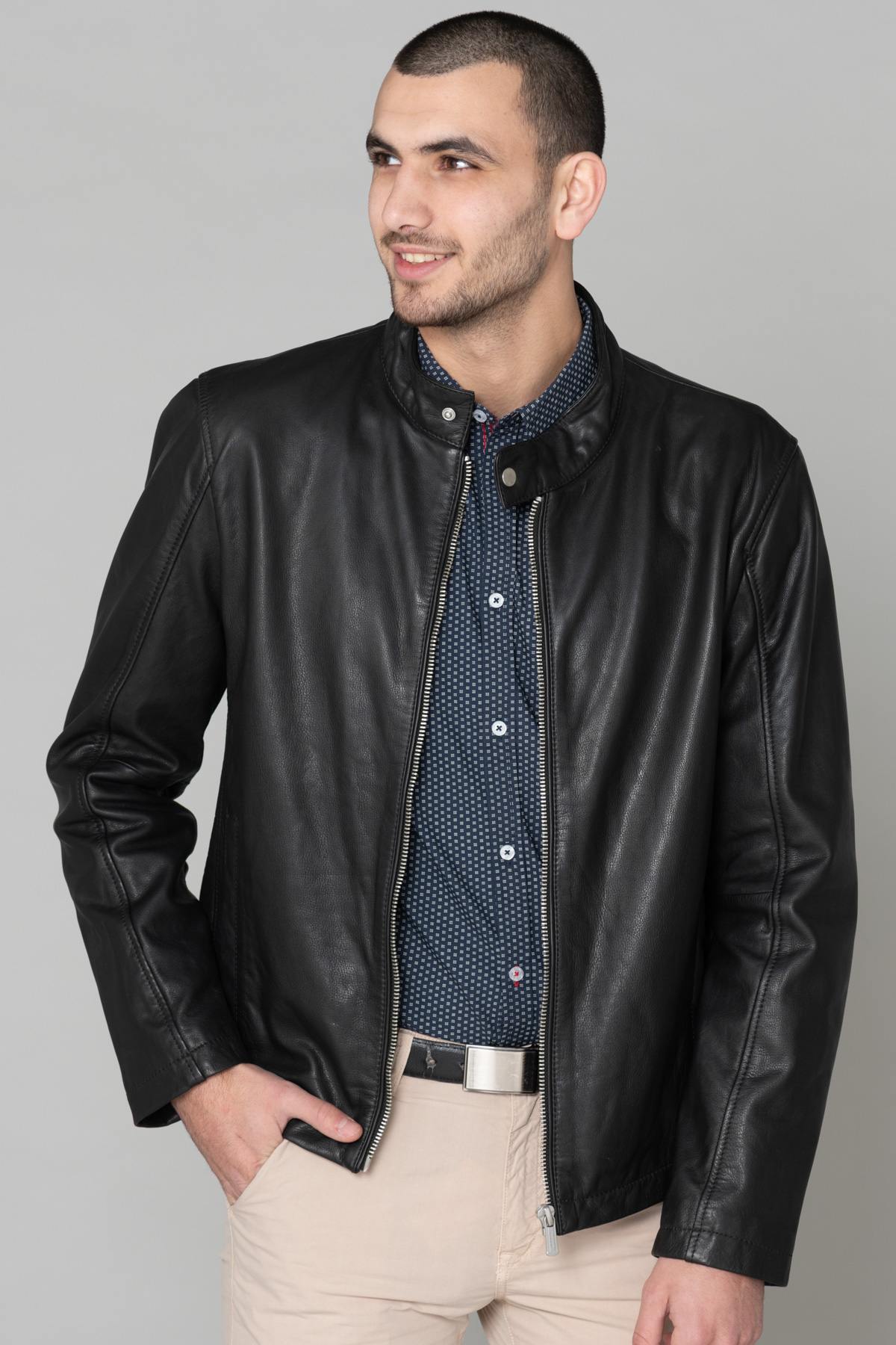 Black leather jacket with snap collar - Image n°3