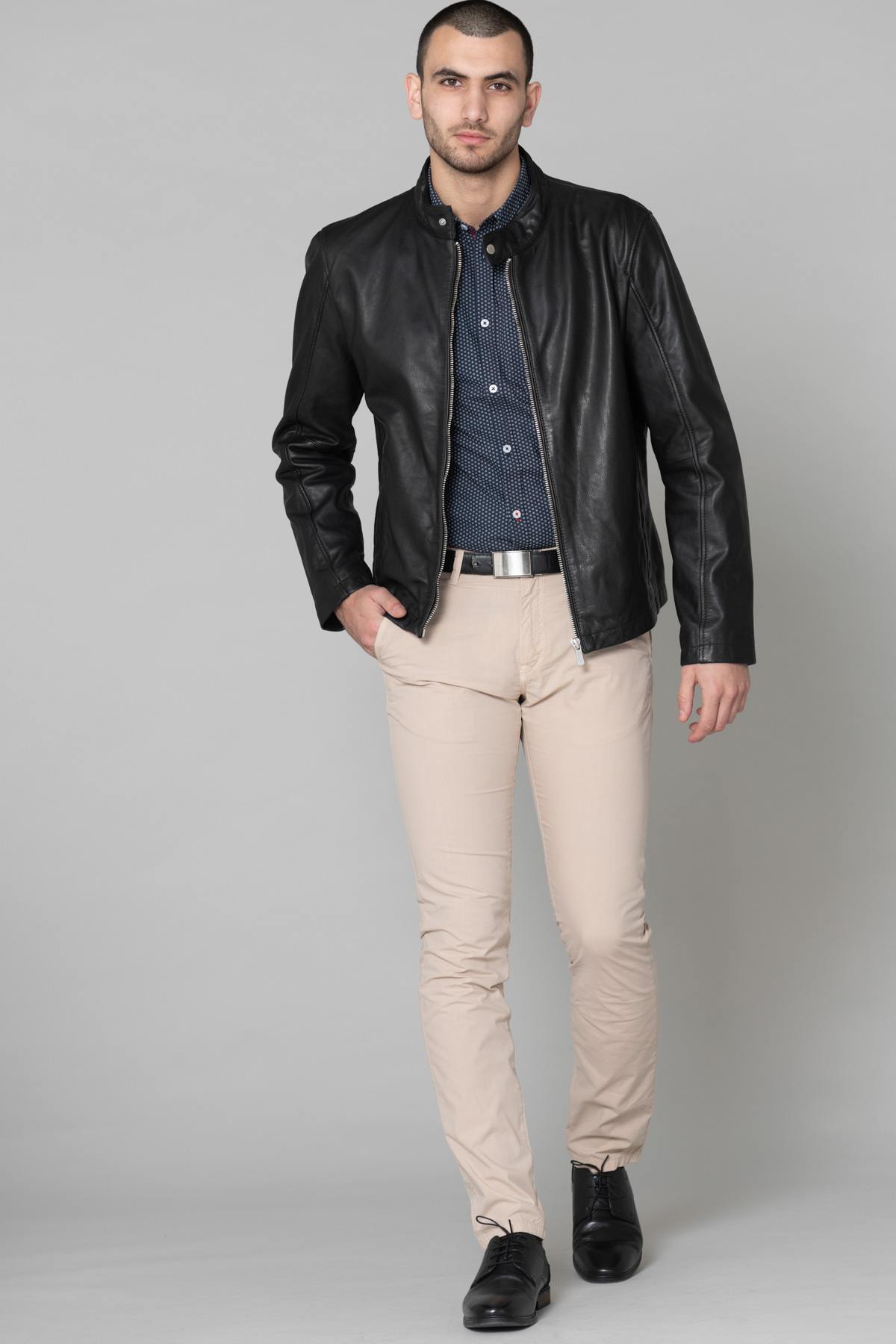 Black leather jacket with snap collar - Image n°2