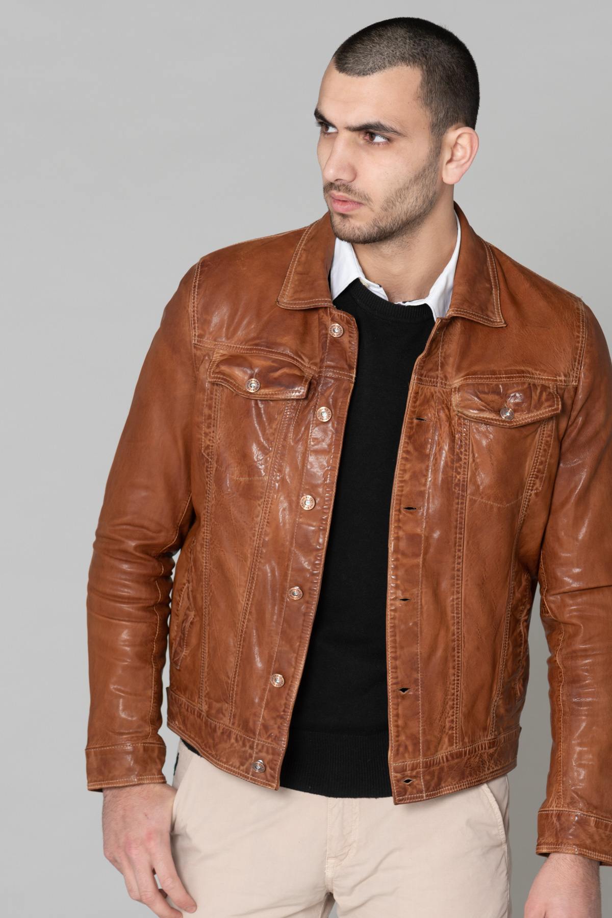 Distressed brown leather jacket with flap collar - Image n°1