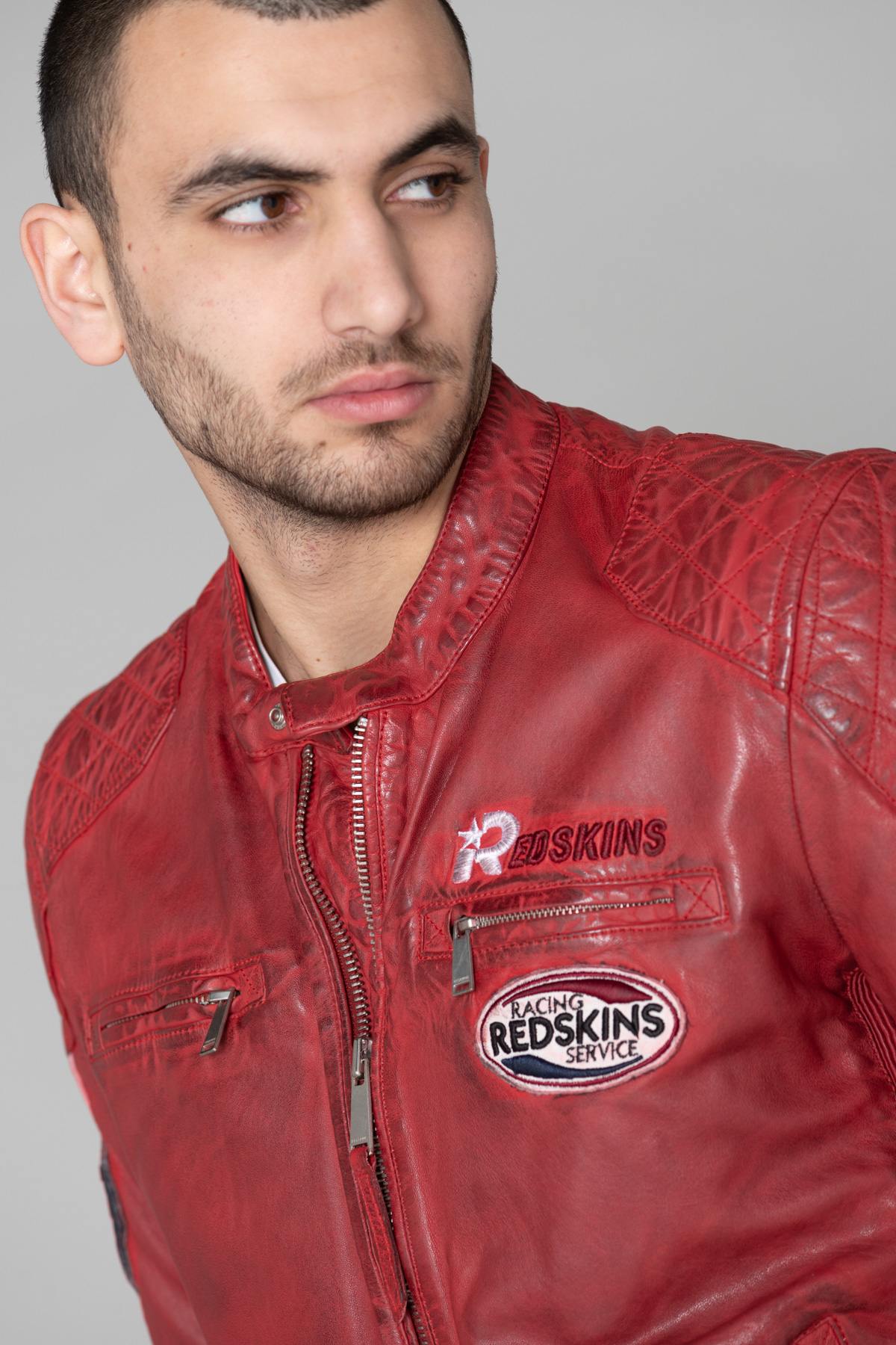 Red leather jacket with biker patches - Image n°7