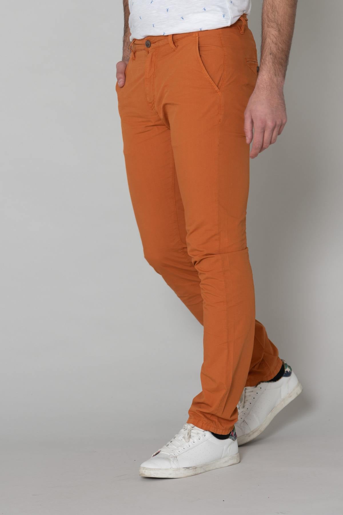 Men's rust orange chinos - Image n°4