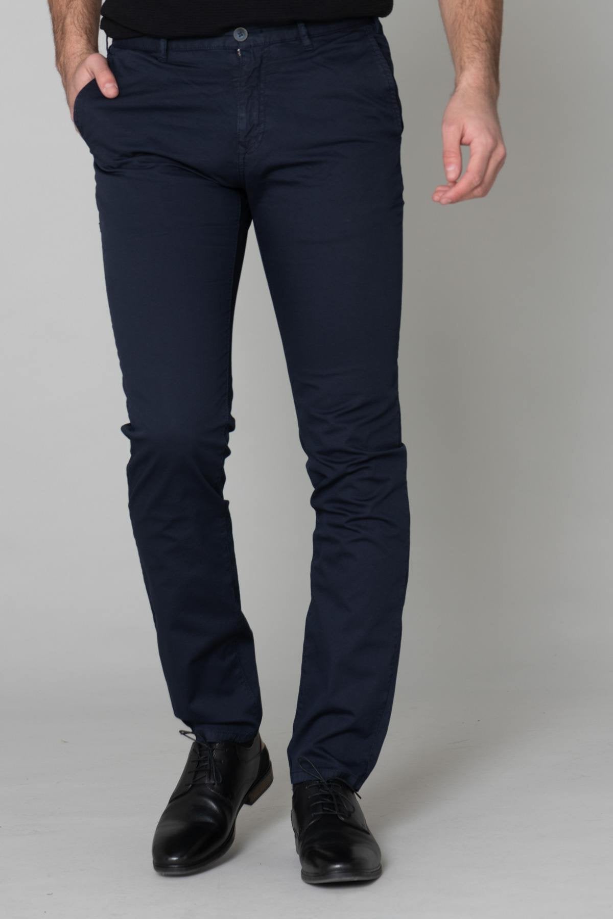 Men's navy blue chinos - Image n°4