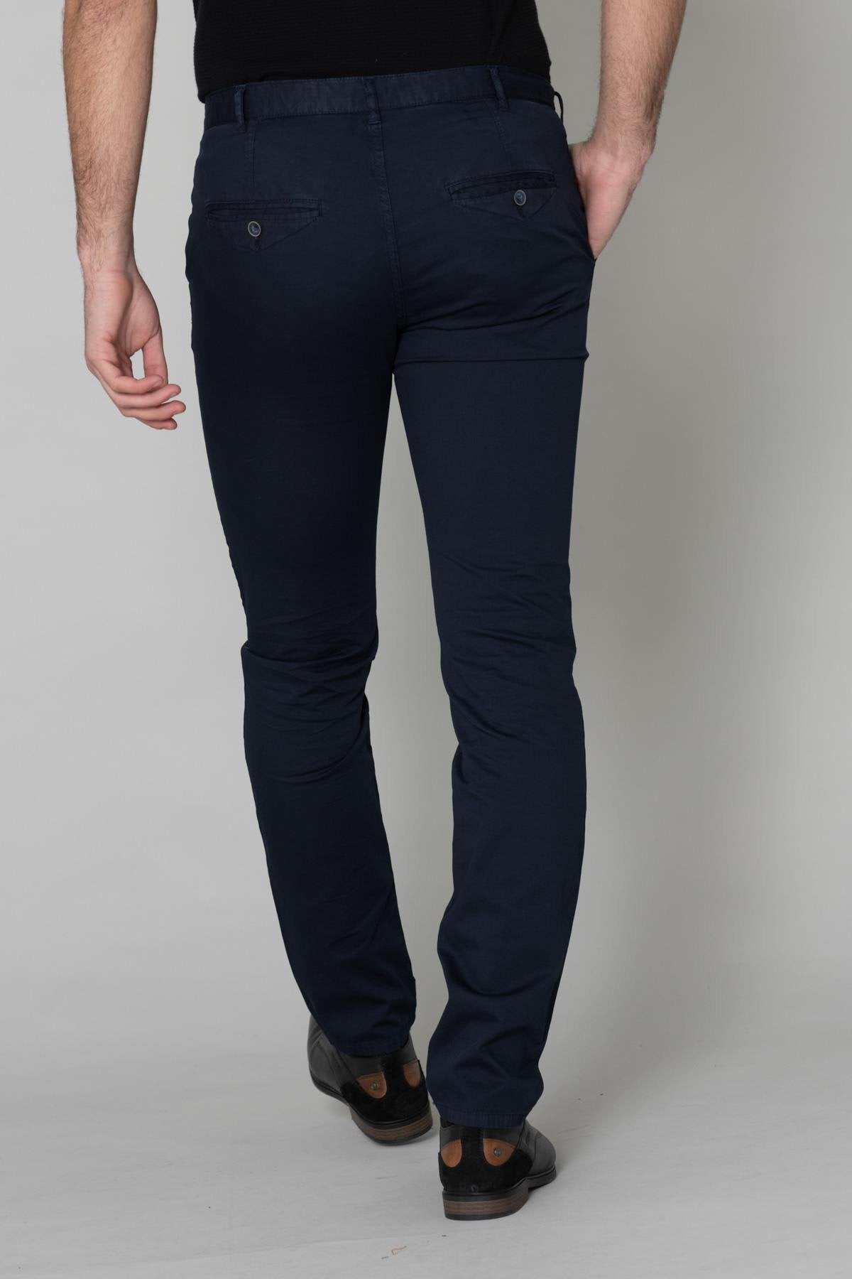 Men's navy blue chinos - Image n°6