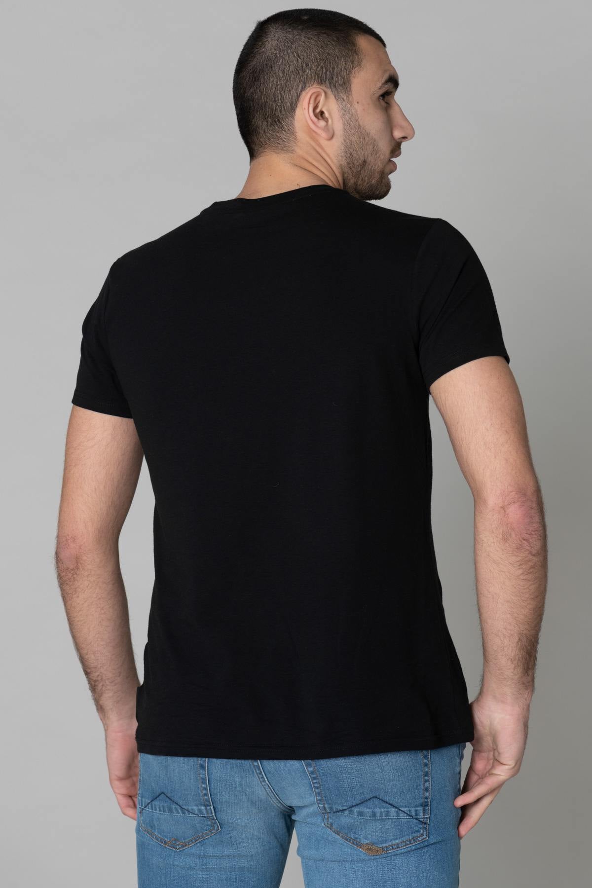 Black t-shirt with round neck logo - Image n°3