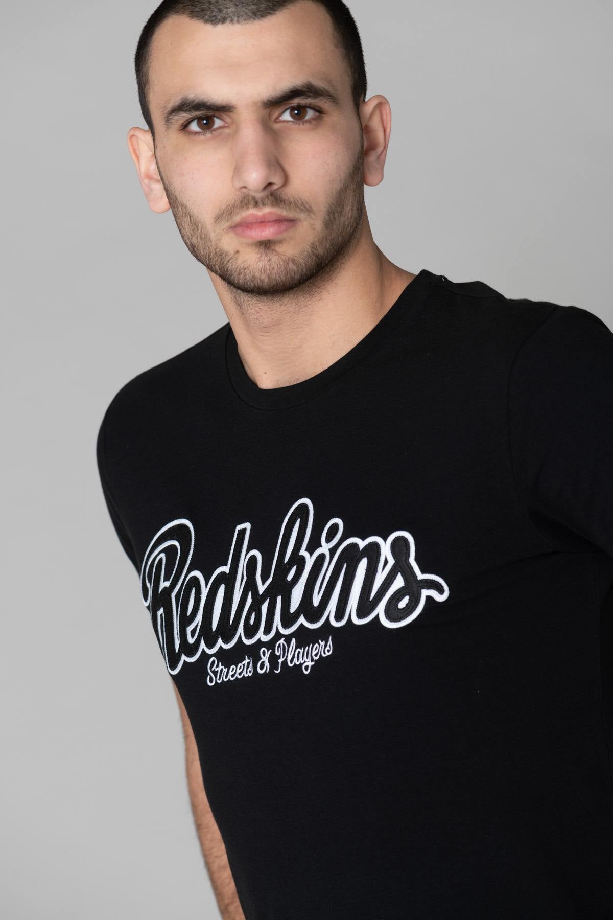 Black t-shirt with round neck logo - Image n°2