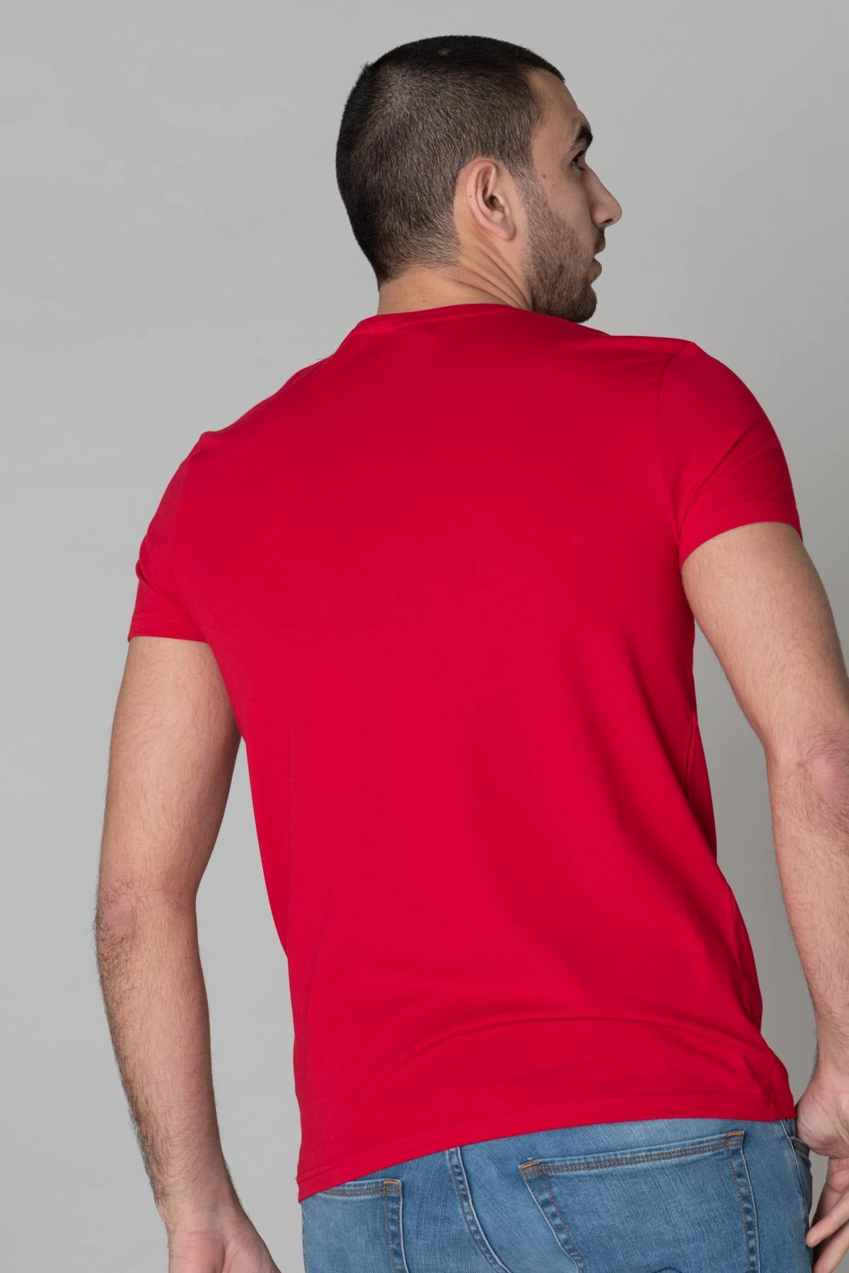 Men's red T-shirt with white logo - Image n°3