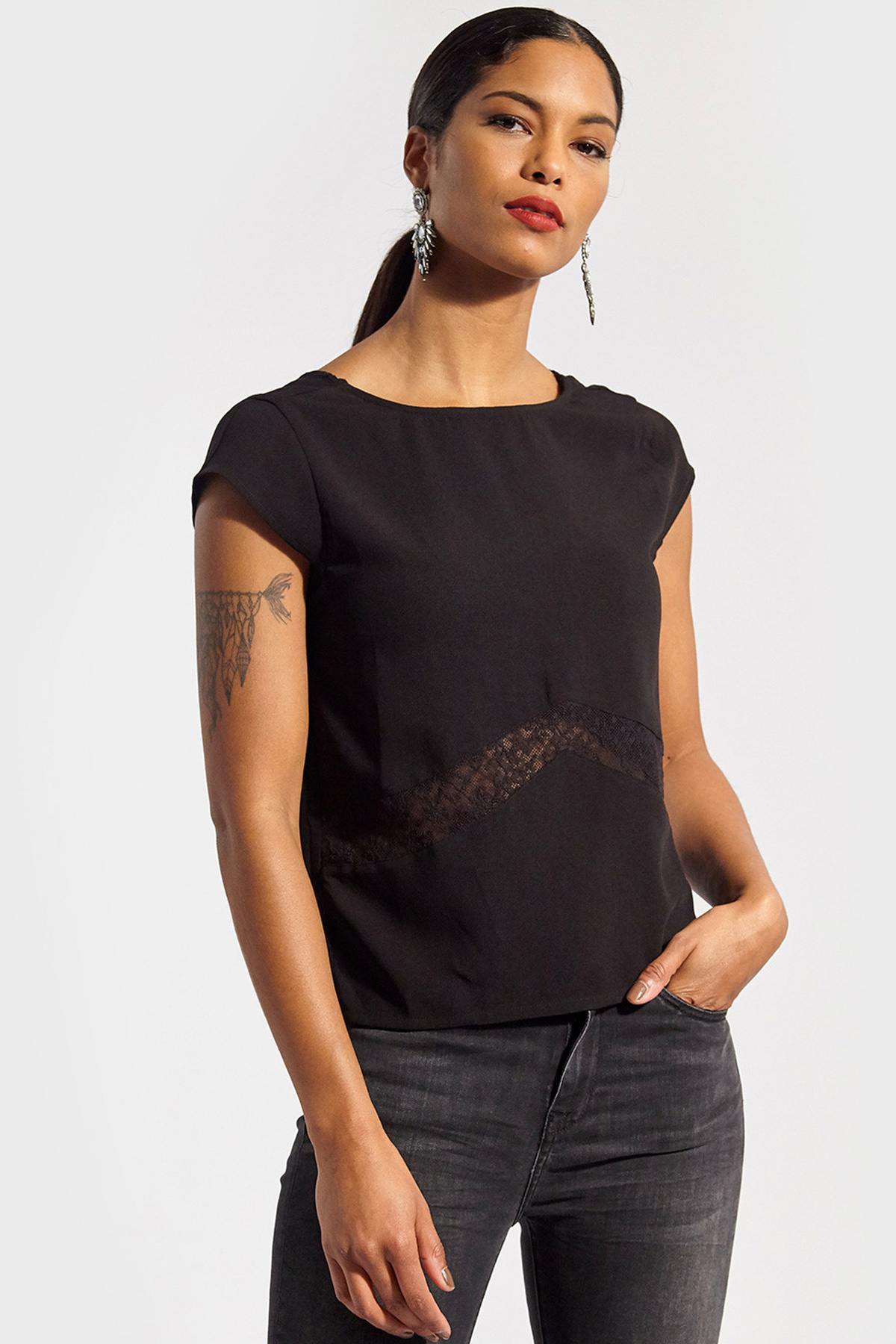 Women's black backless t-shirt - Image n°1