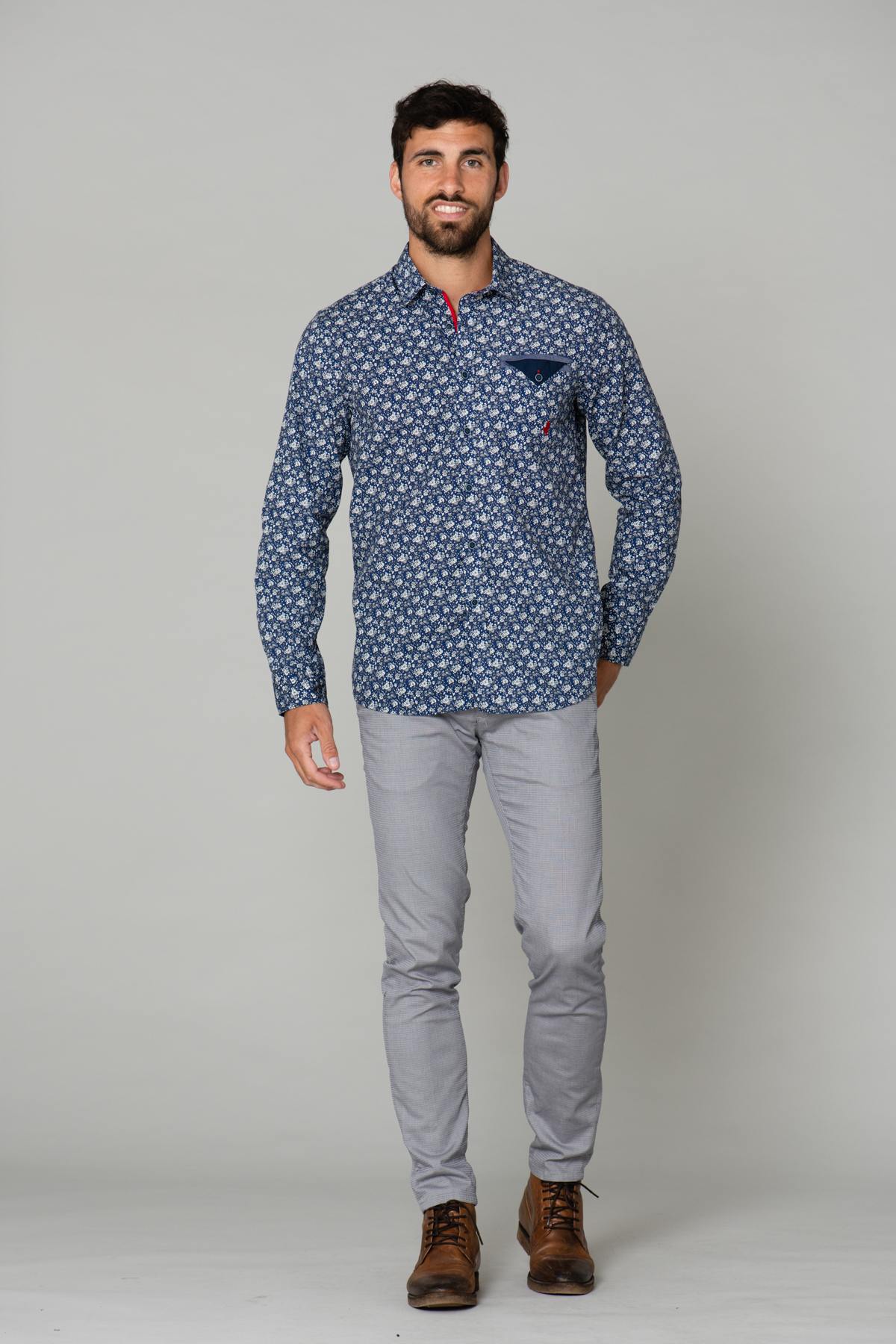 Men's blue shirt with white pattern - Image n°1