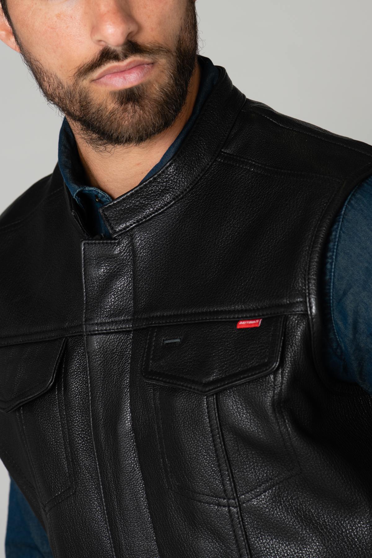 Cafe racer type leather biker vest - Image n°7