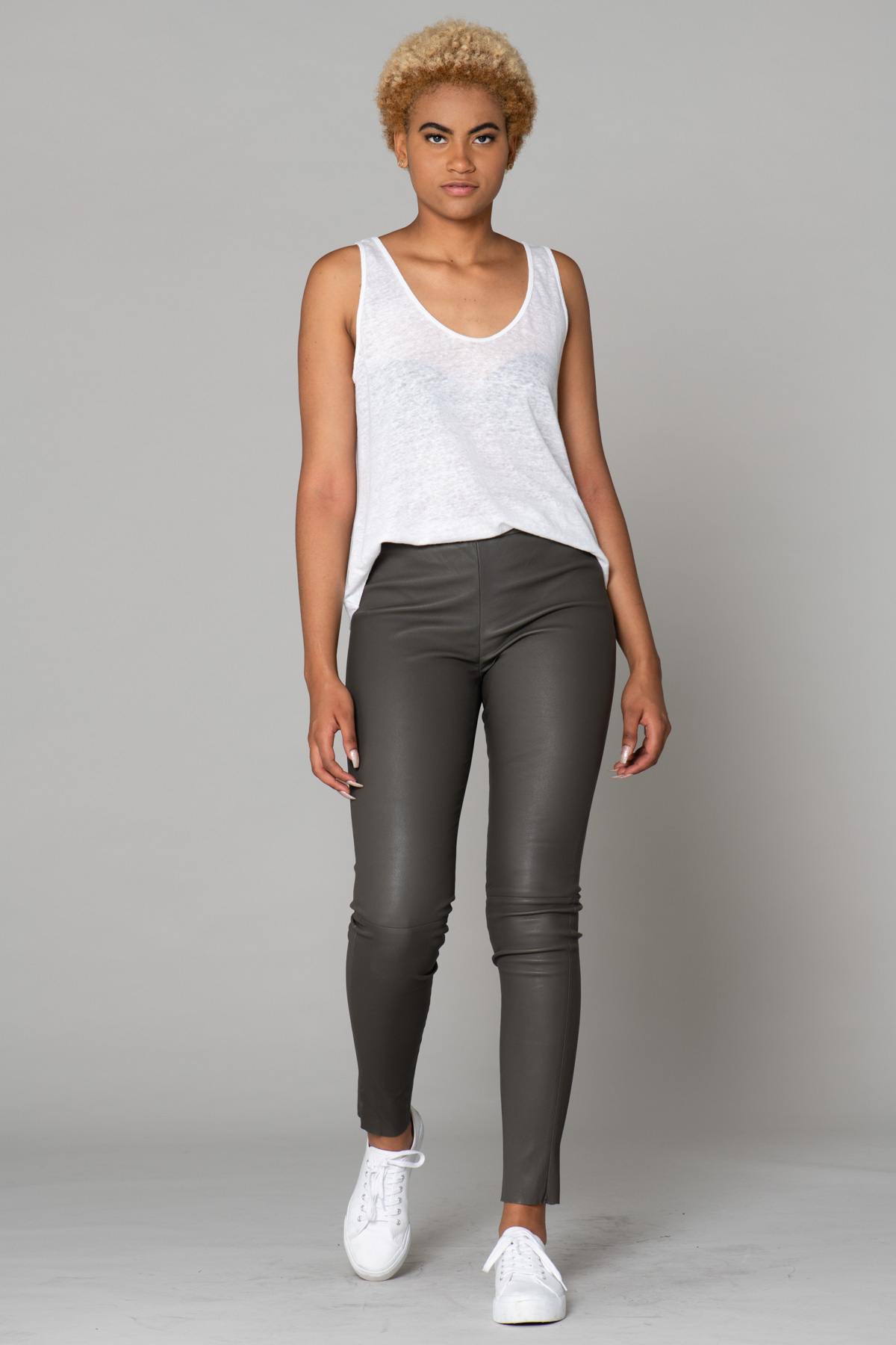 Women's sheepskin leather pants - Image n°4