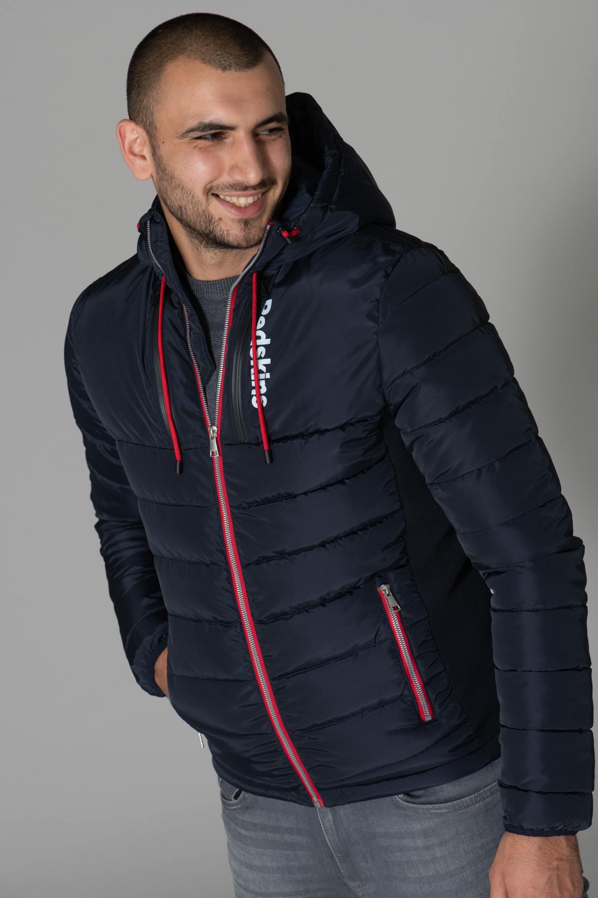 Fine sportswear down jacket - Image n°1