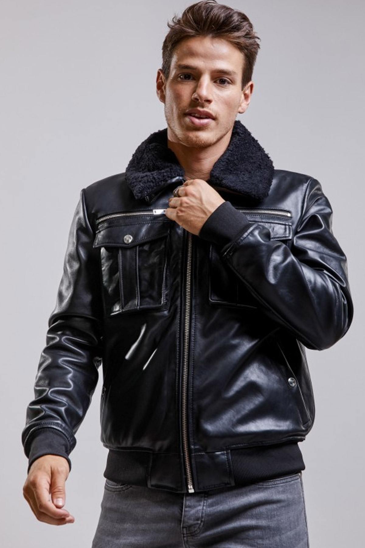 Men's aviator in black genuine leather - Image n°1