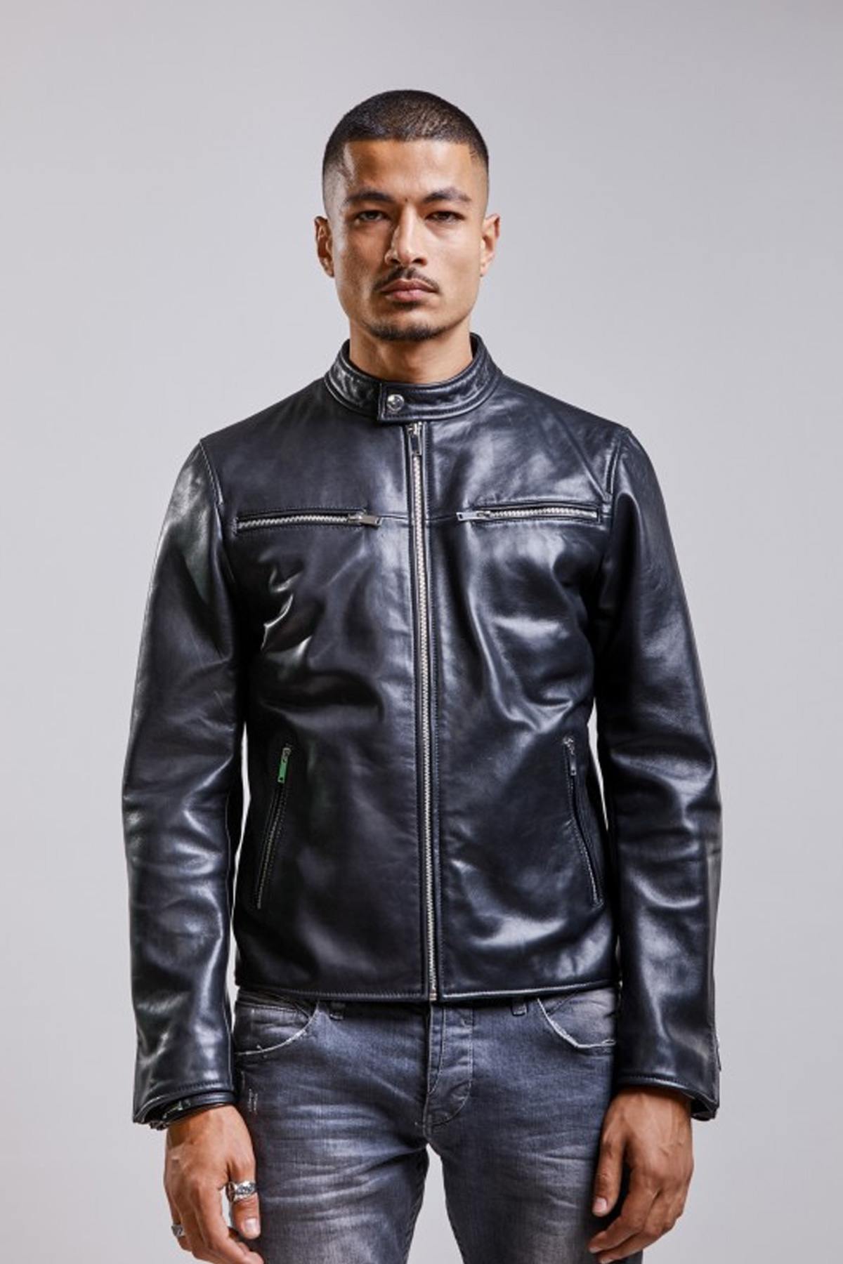 Smooth and supple black leather jacket - Image n°2