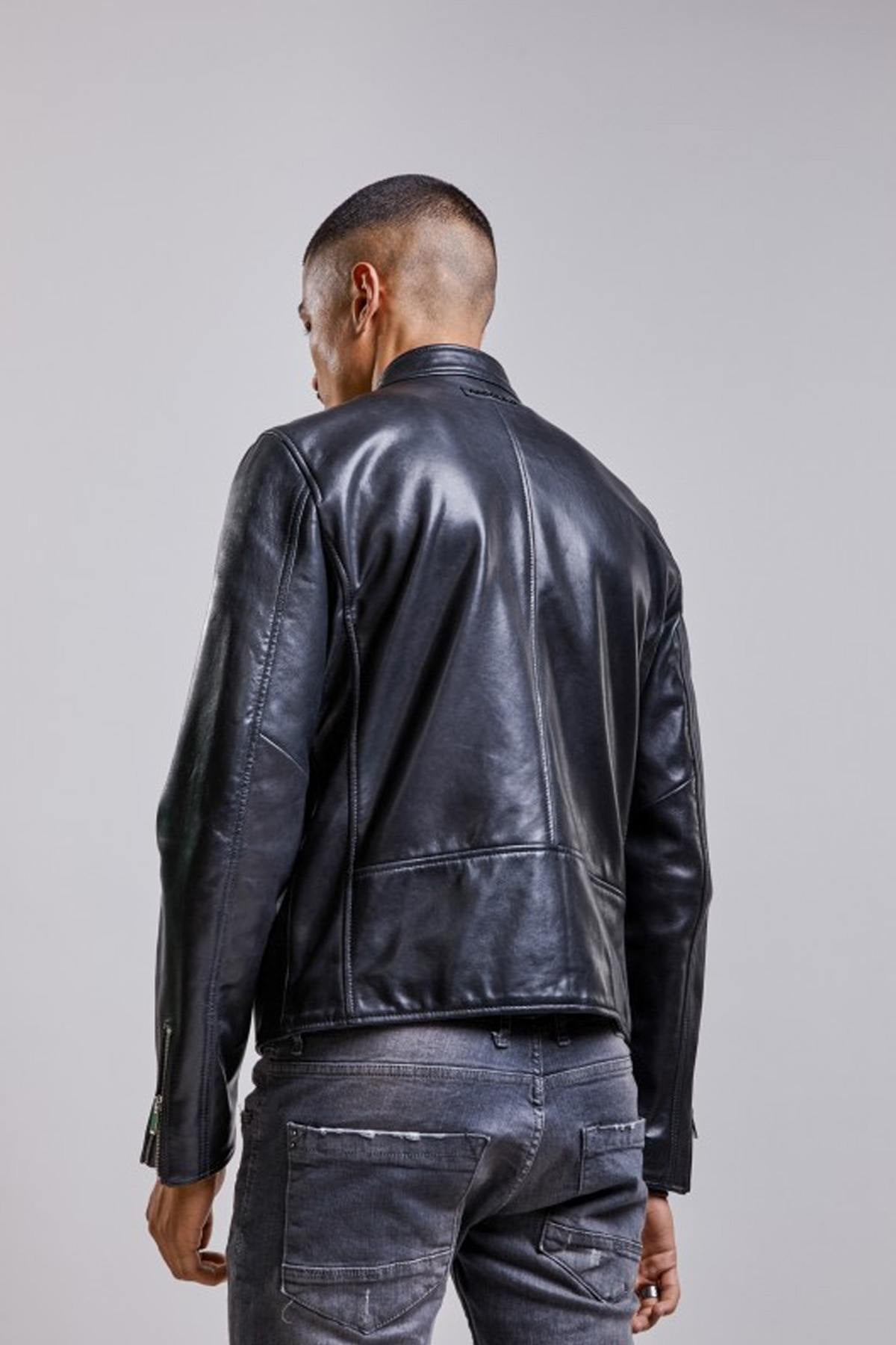 Smooth and supple black leather jacket - Image n°3