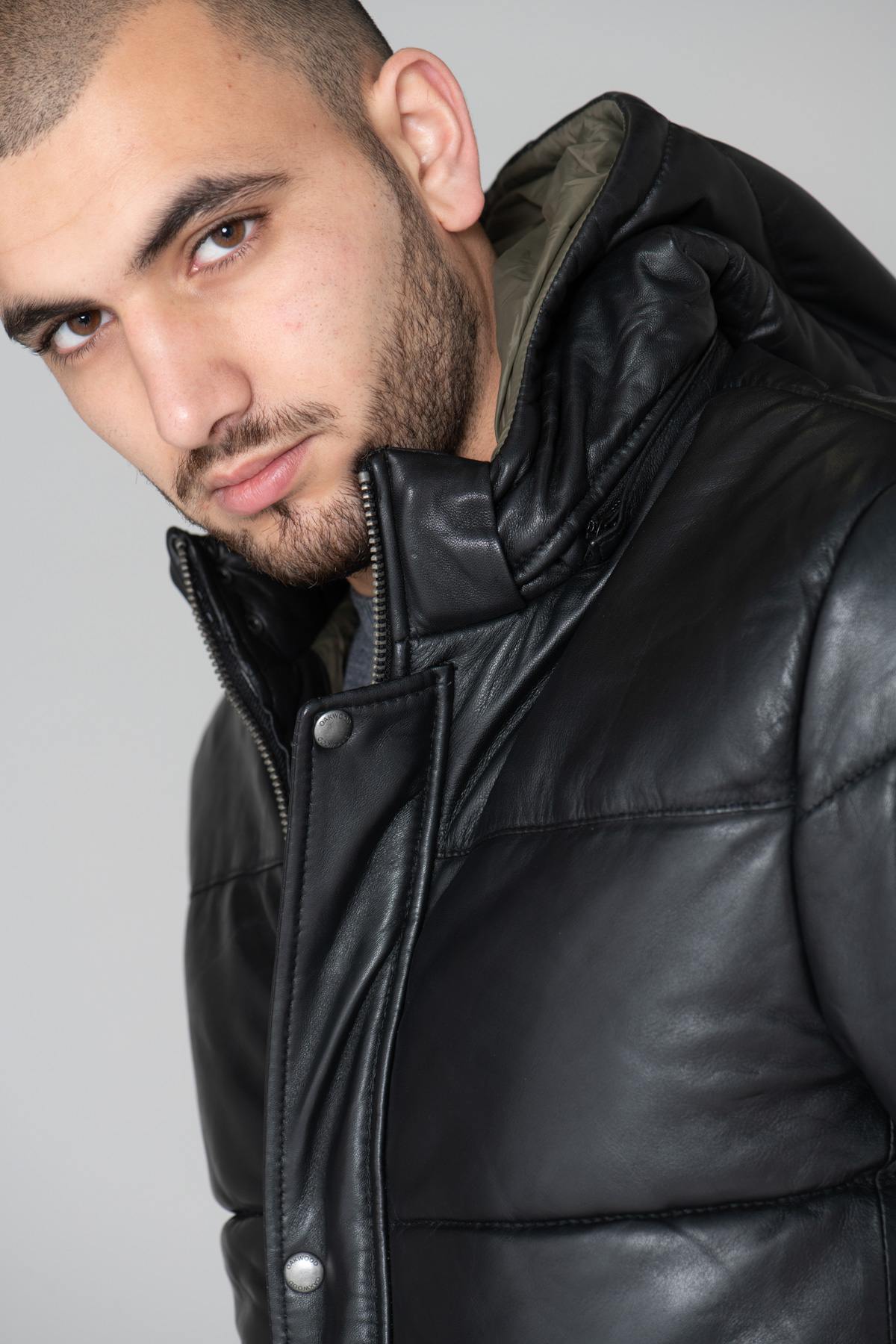 Men's black leather down jacket - Image n°2