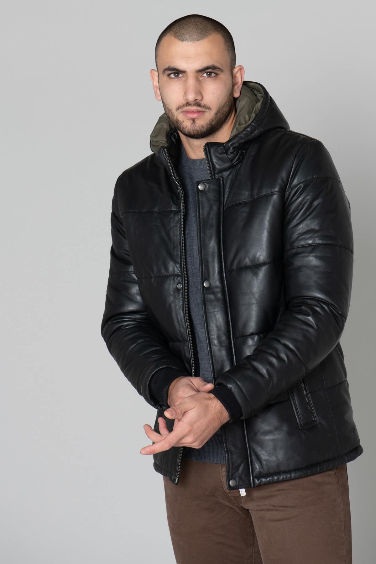 Men's black leather down jacket - Image n°1